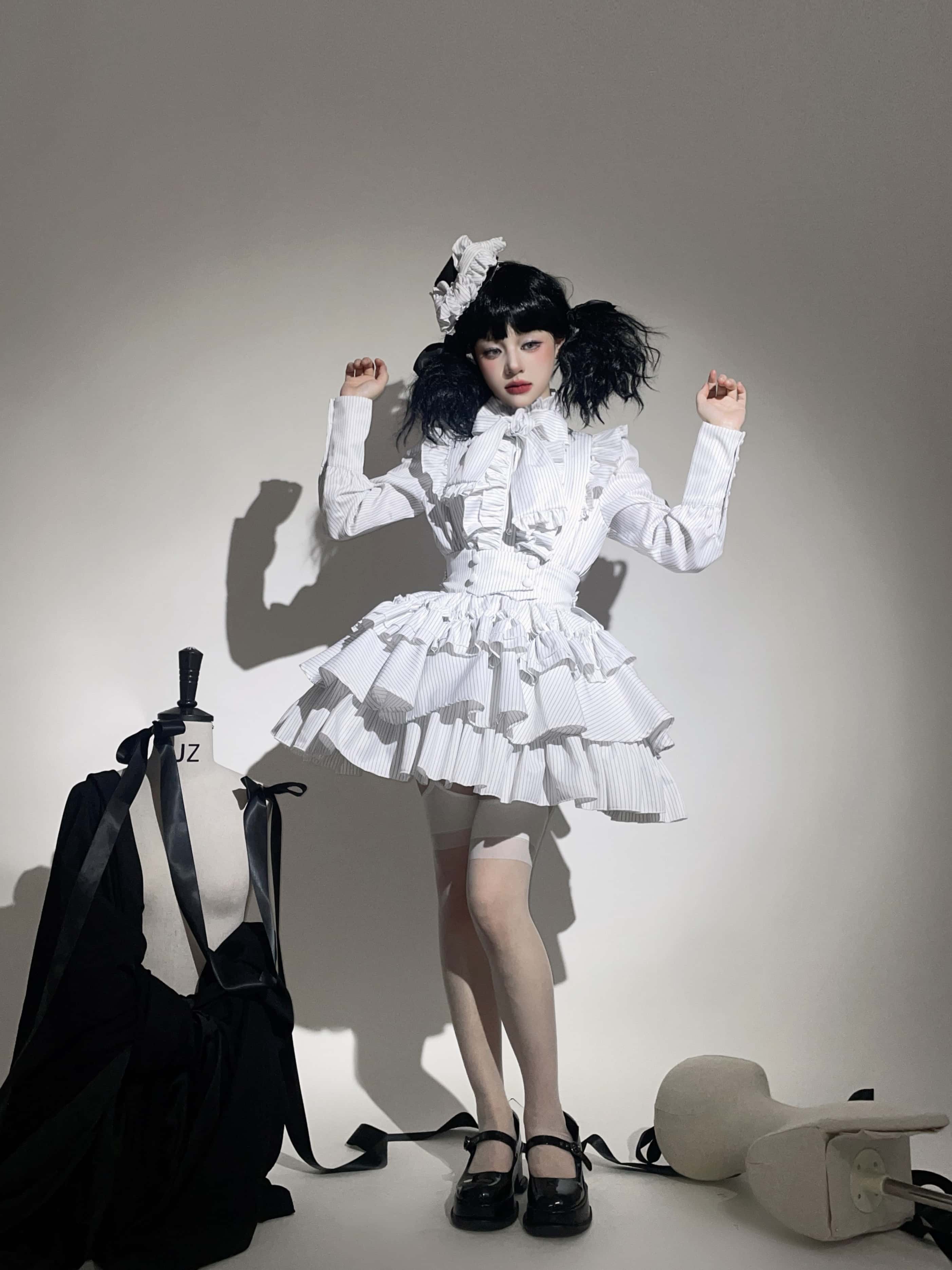 Doll Gift Box Gothic Lolita White Striped Shirt & Skirt Set