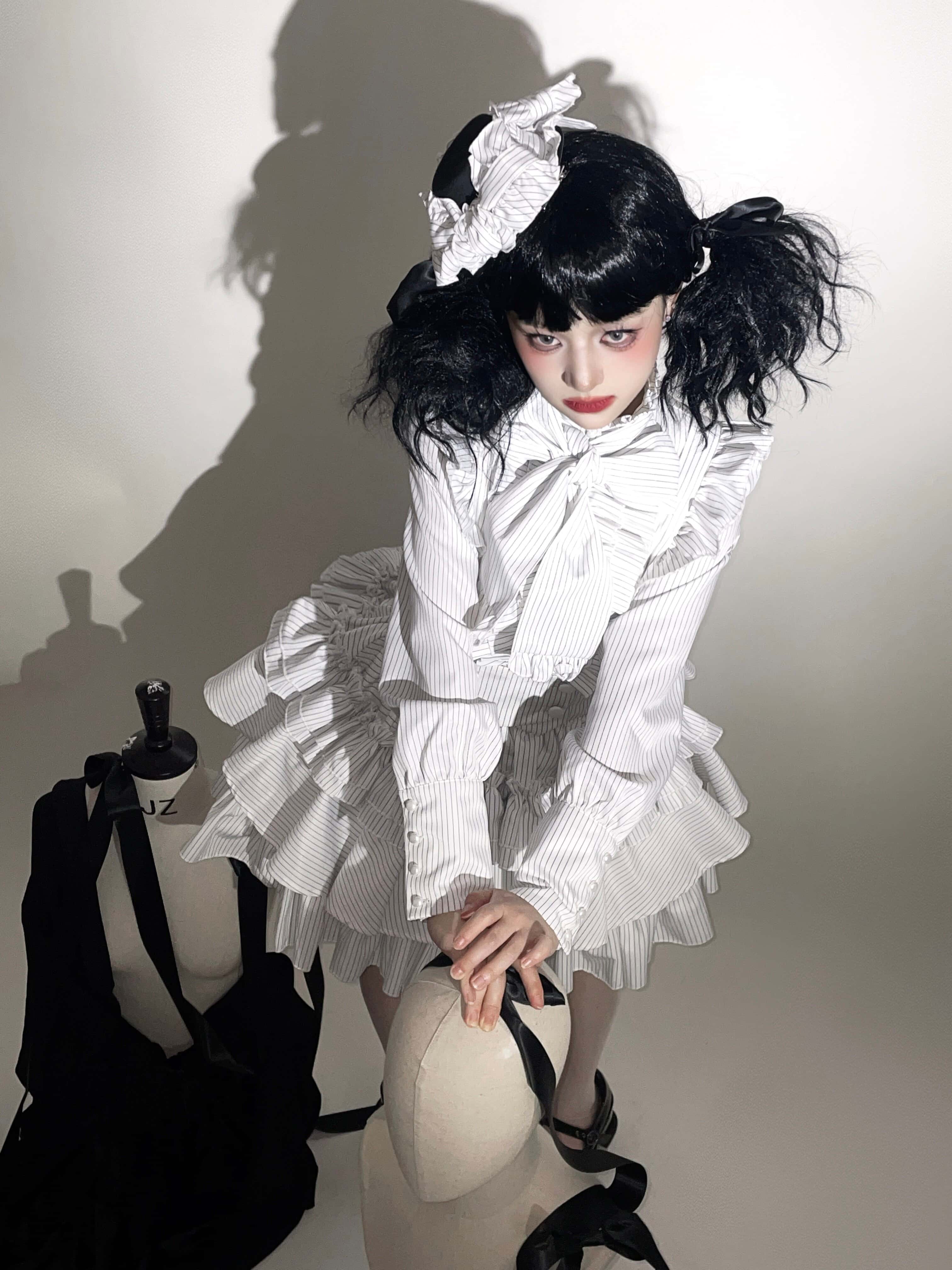 Doll Gift Box Gothic Lolita White Striped Shirt & Skirt Set