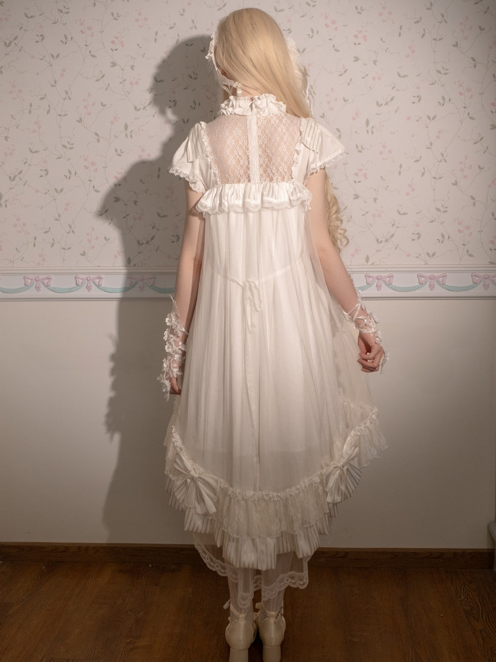 Transparent Puppet Lilisia & Luluna Gothic Lolita Pearl Lace Dress