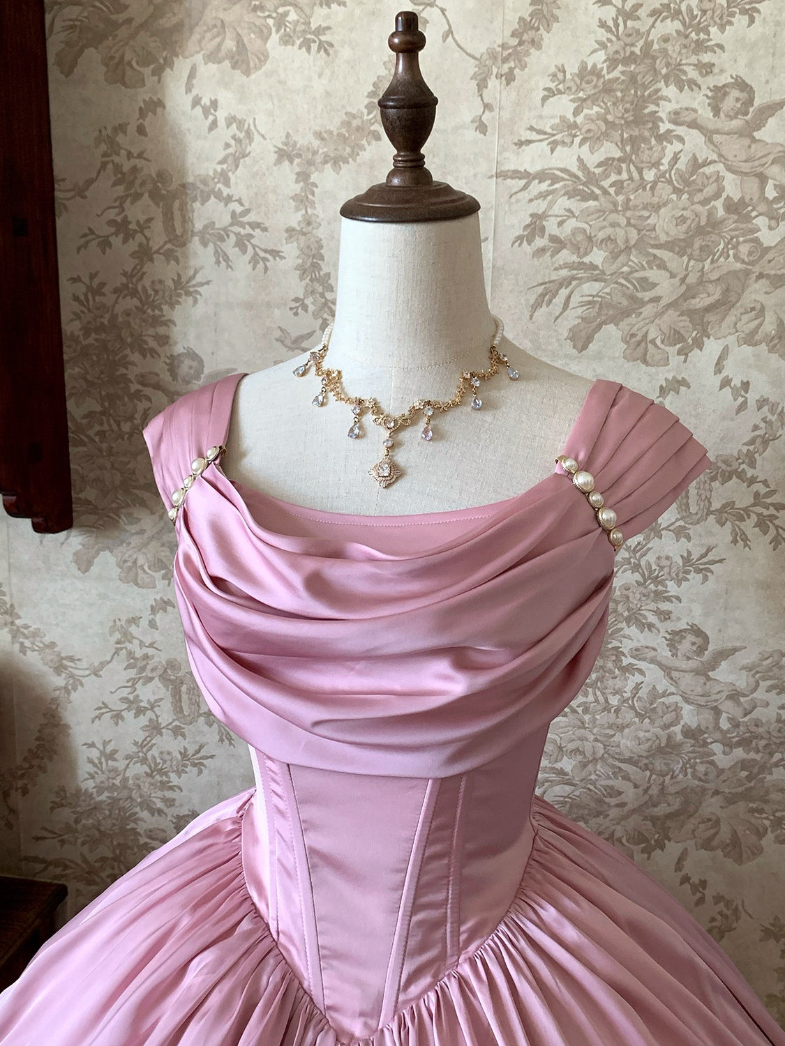 Rose Corridor Lolita Satin Light Gown Dress