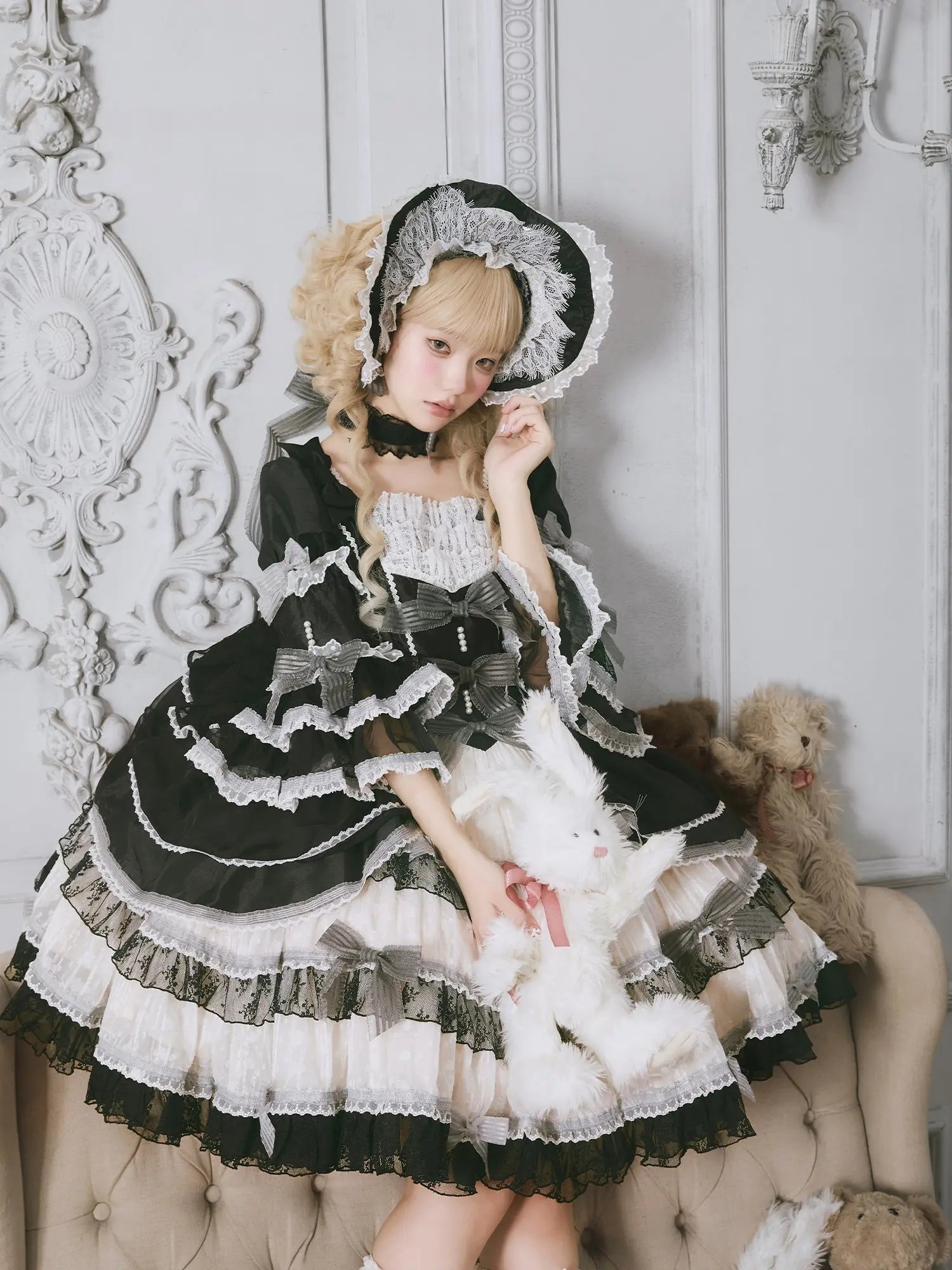 Velvet Cake Doll Pink Black Tiered Ruffle Classic Lolita JSK