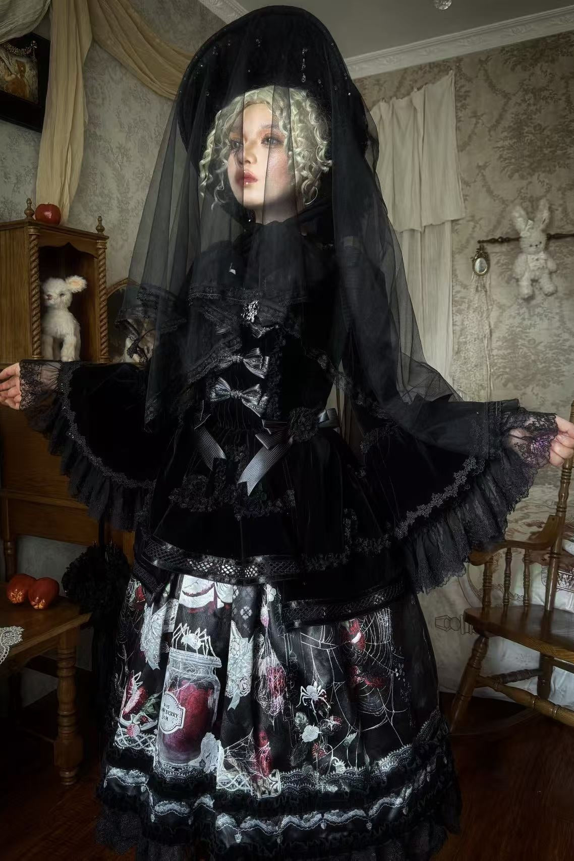 Hunting Strawberry Velvet Gothic Sweet Lolita Dress SK & Jacket Set