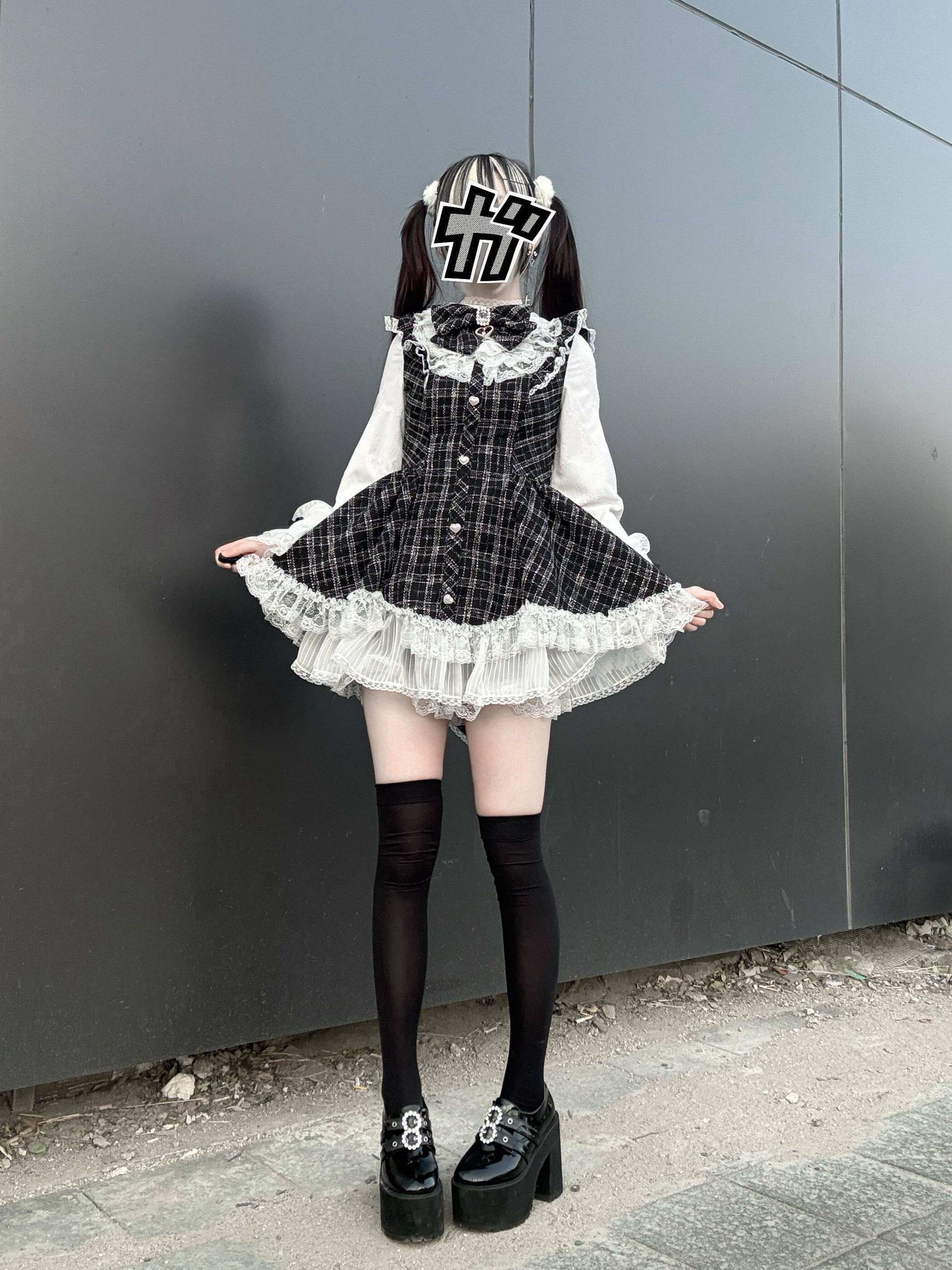 Moon Eclipse Doll	Ryousangata Lace Dress Set