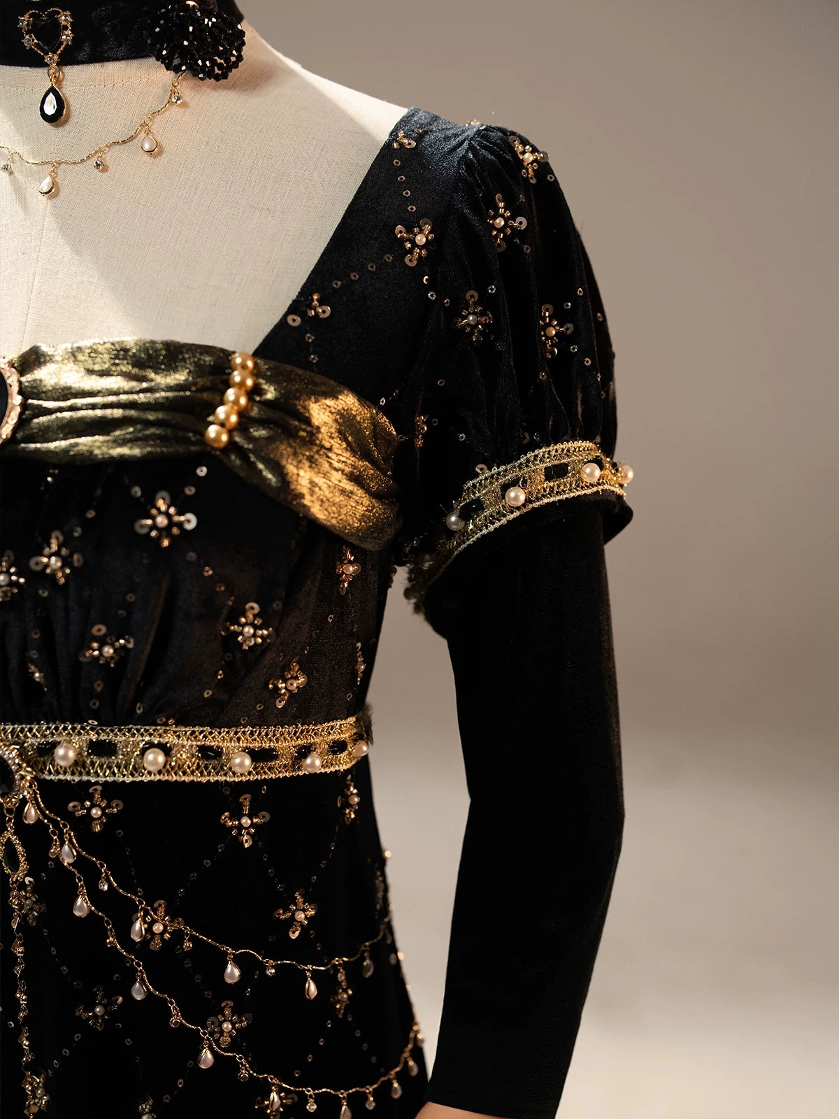 Mirror of Falling Stars Lolita Black Gold Velvet Empire Dress