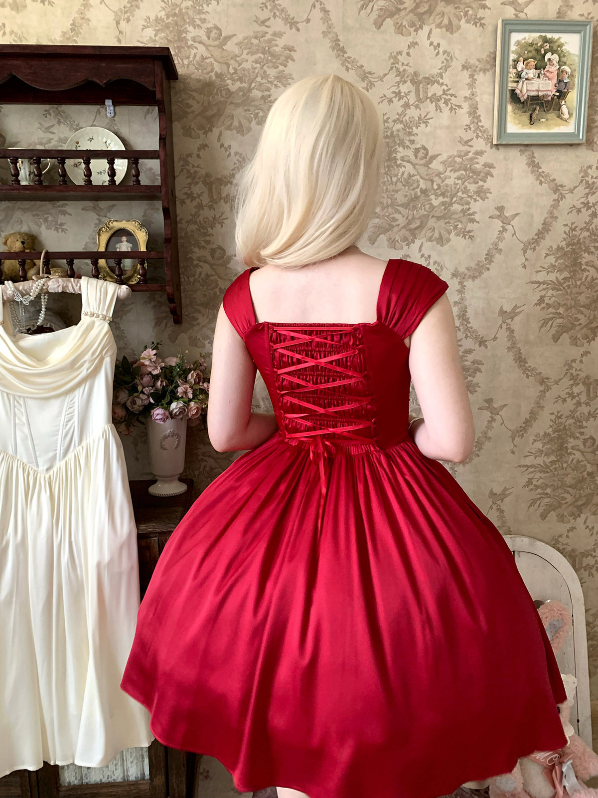 Rose Corridor Lolita Satin Light Gown Dress