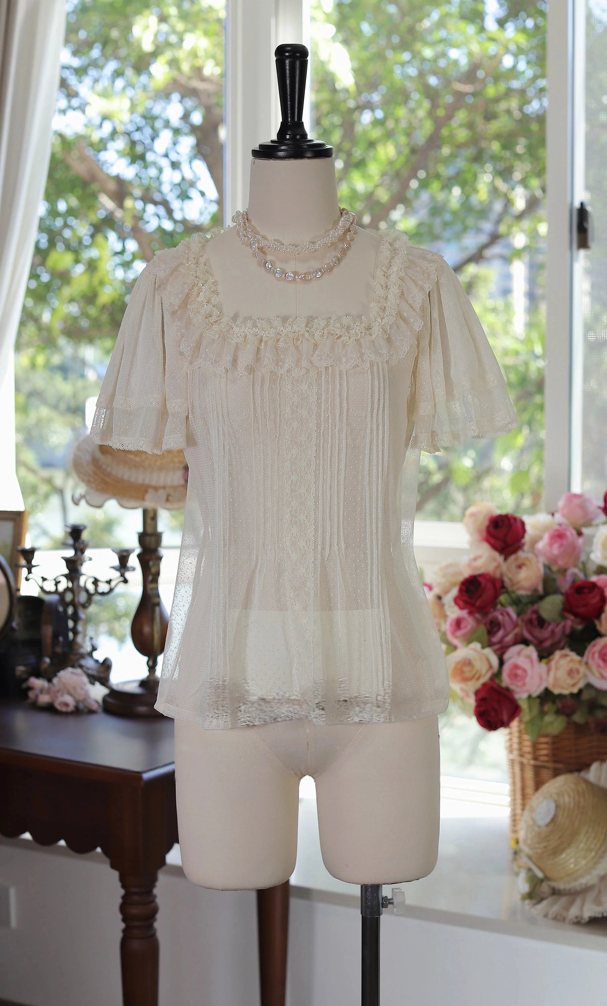 Jardin Garden Square Neck Flutter Sleeve Lolita Blouse