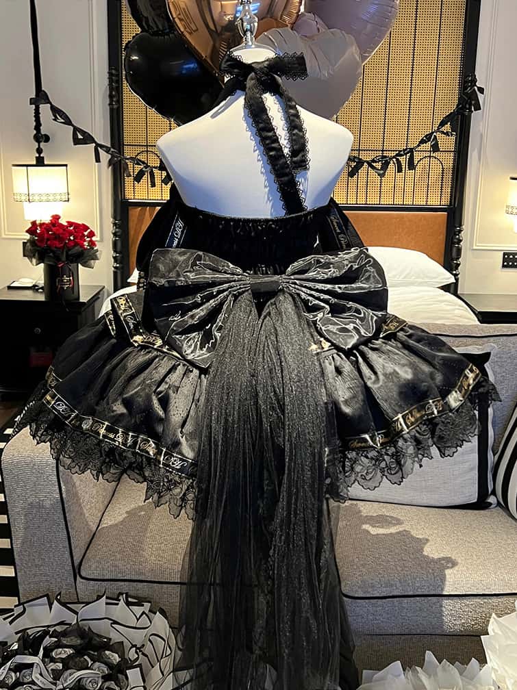 Noble Satin Princess Black Dress