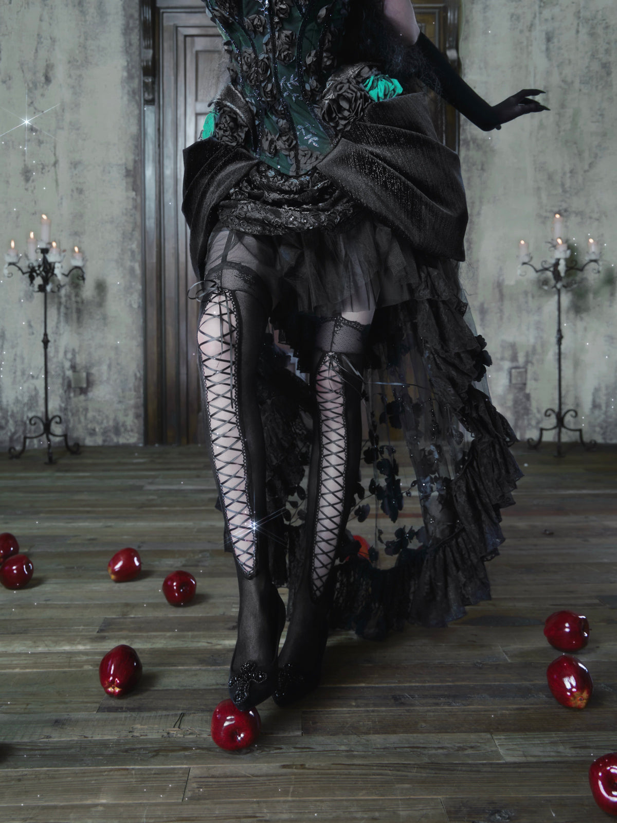 Sale at 20:00, Oct 20th. Emerald Night Gothic Halloween Imperial Green Boned Corset & Mermaid Skirt Set