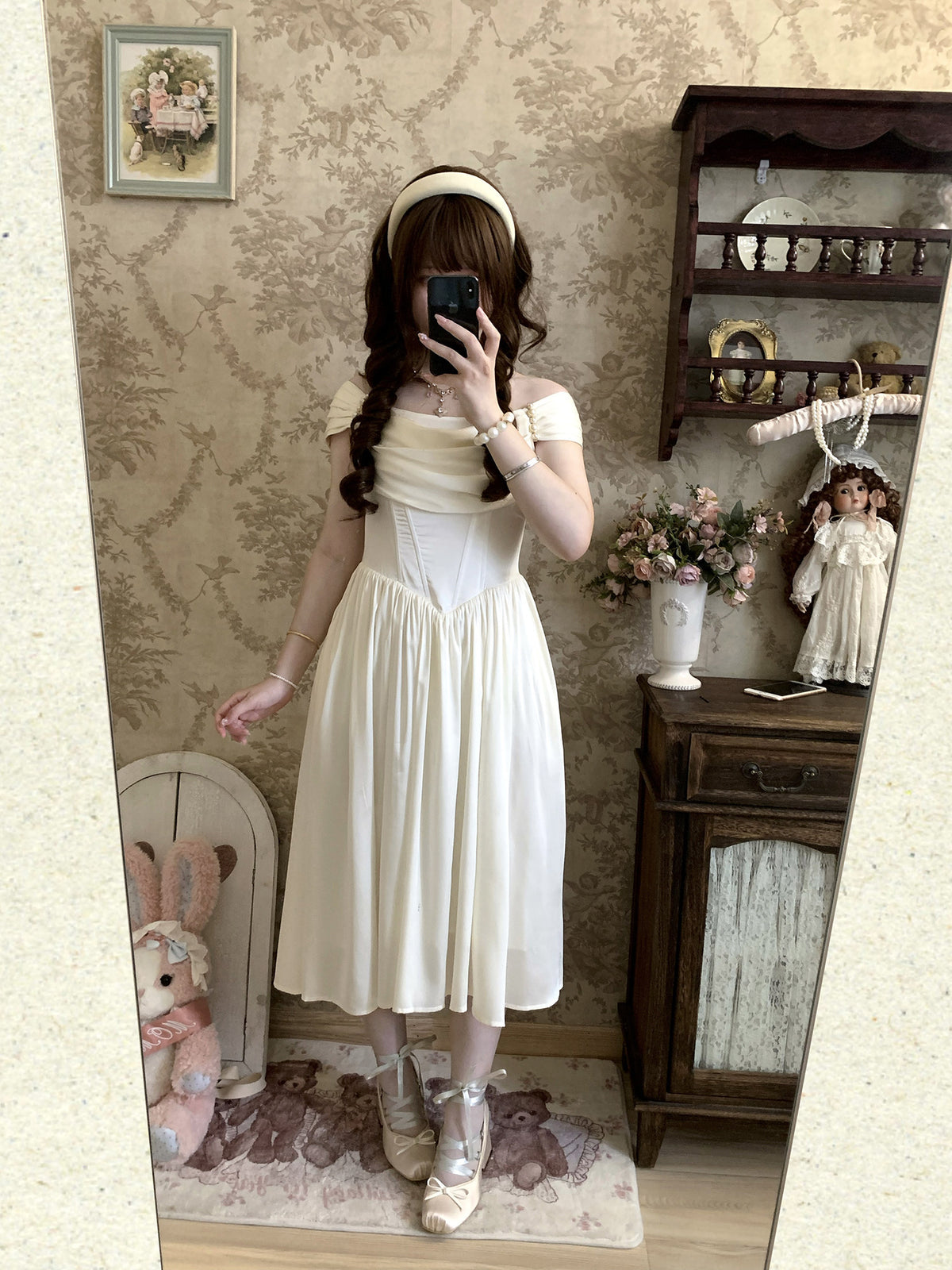 Rose Corridor Lolita Satin Light Gown Dress