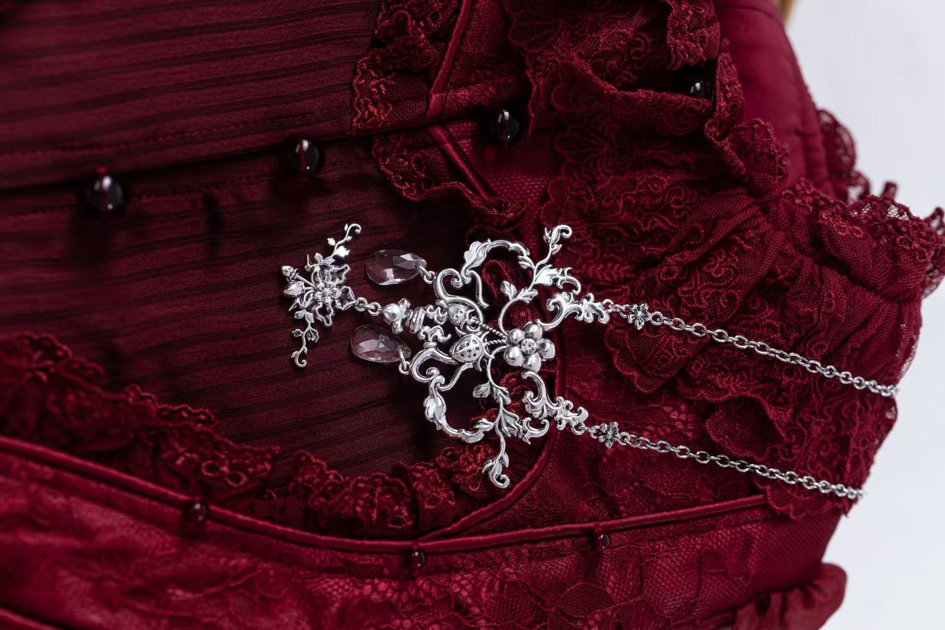 Hunting Strawberry Gothic Sweet Lolita Accessories Set