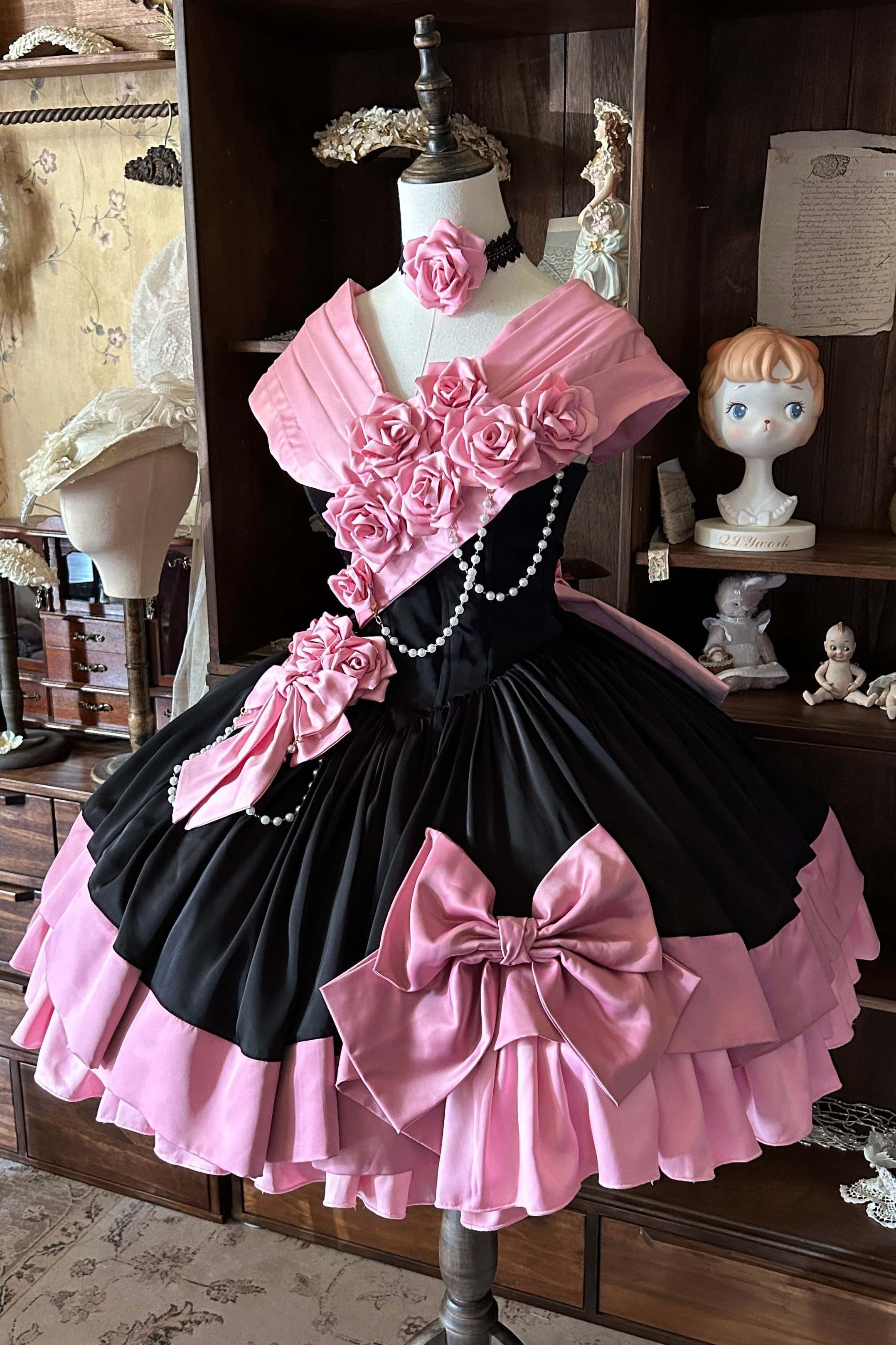 Robe rose Lolita « Coffre au Trésor »