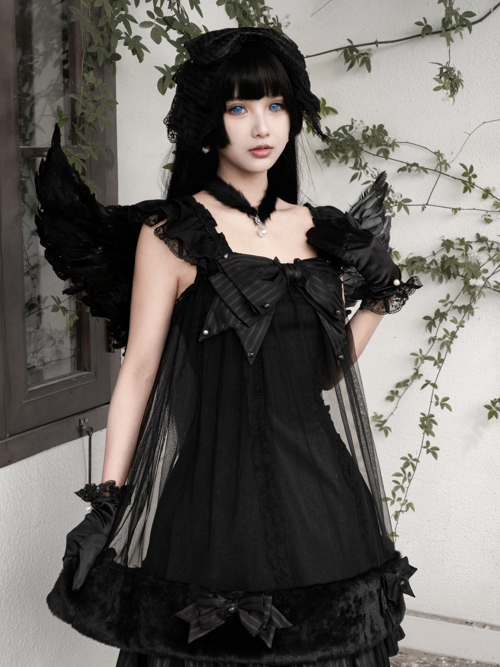 Transparent Puppet Lilisia & Luluna Gothic Lolita Pearl Lace Dress