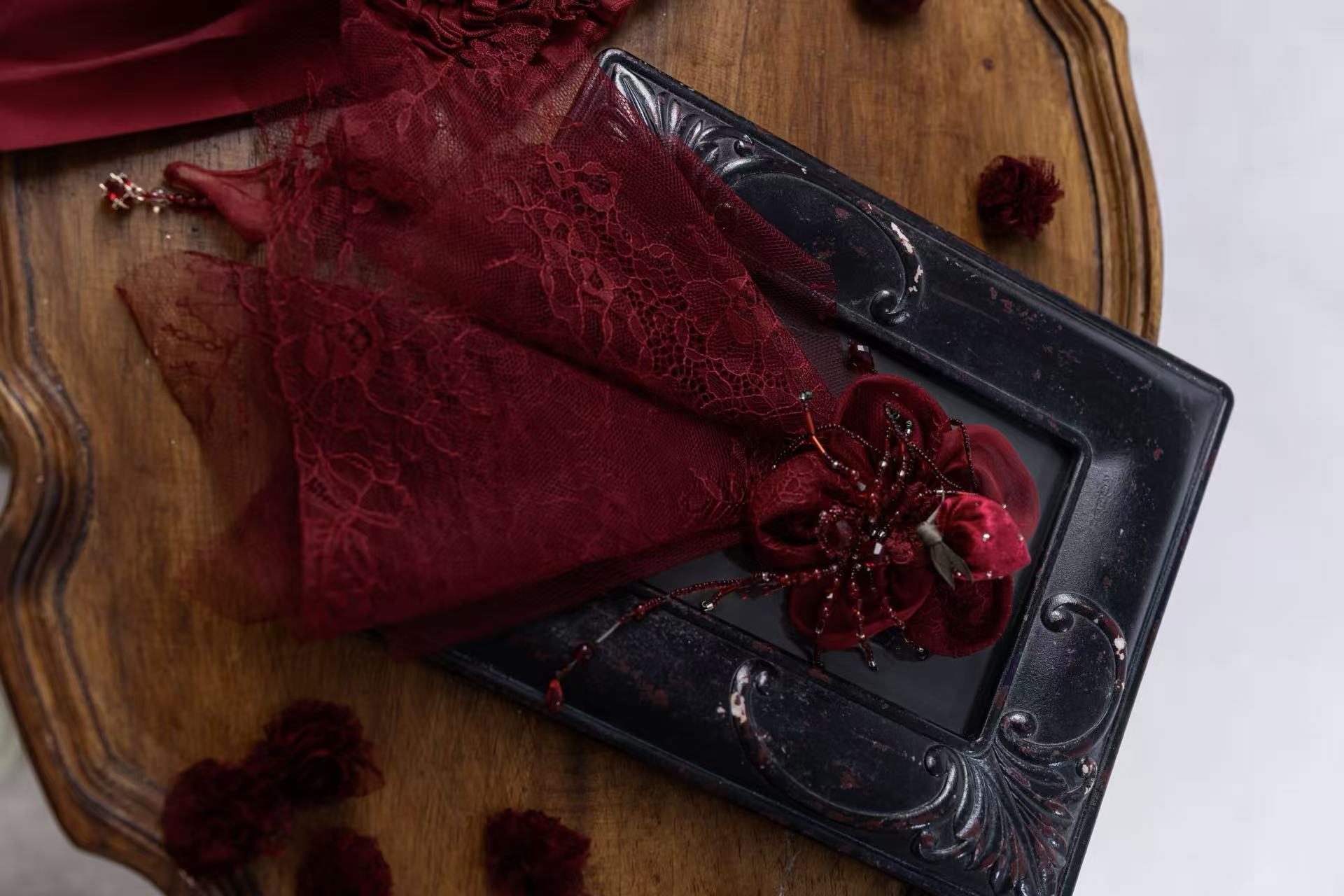 Hunting Strawberry Gothic Sweet Lolita Accessories Set