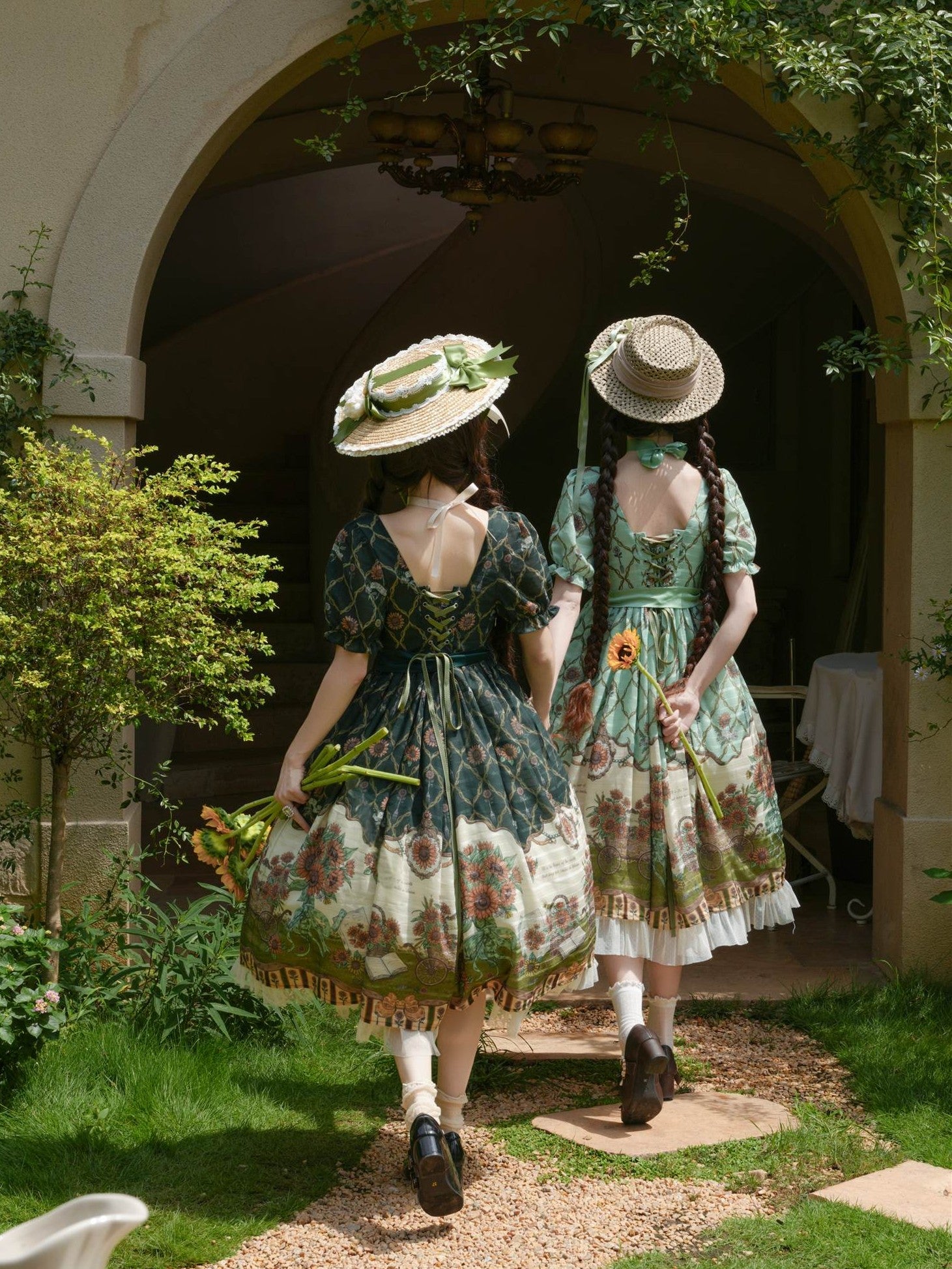 Golden Sunlit Summer Sunflower Print Classic Lolita Short Sleeve OP Dress