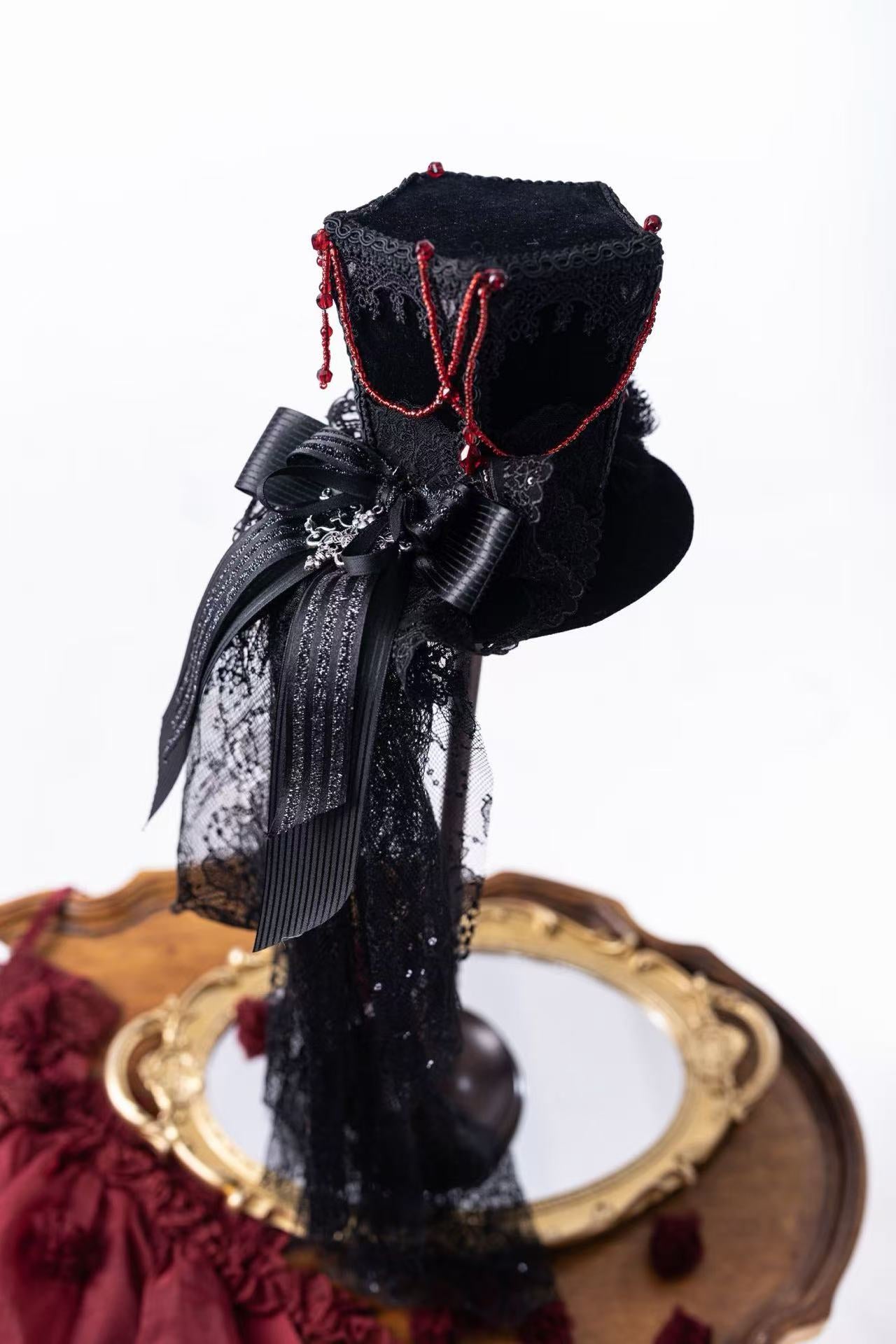 Hunting Strawberry Gothic Sweet Lolita Accessories Set