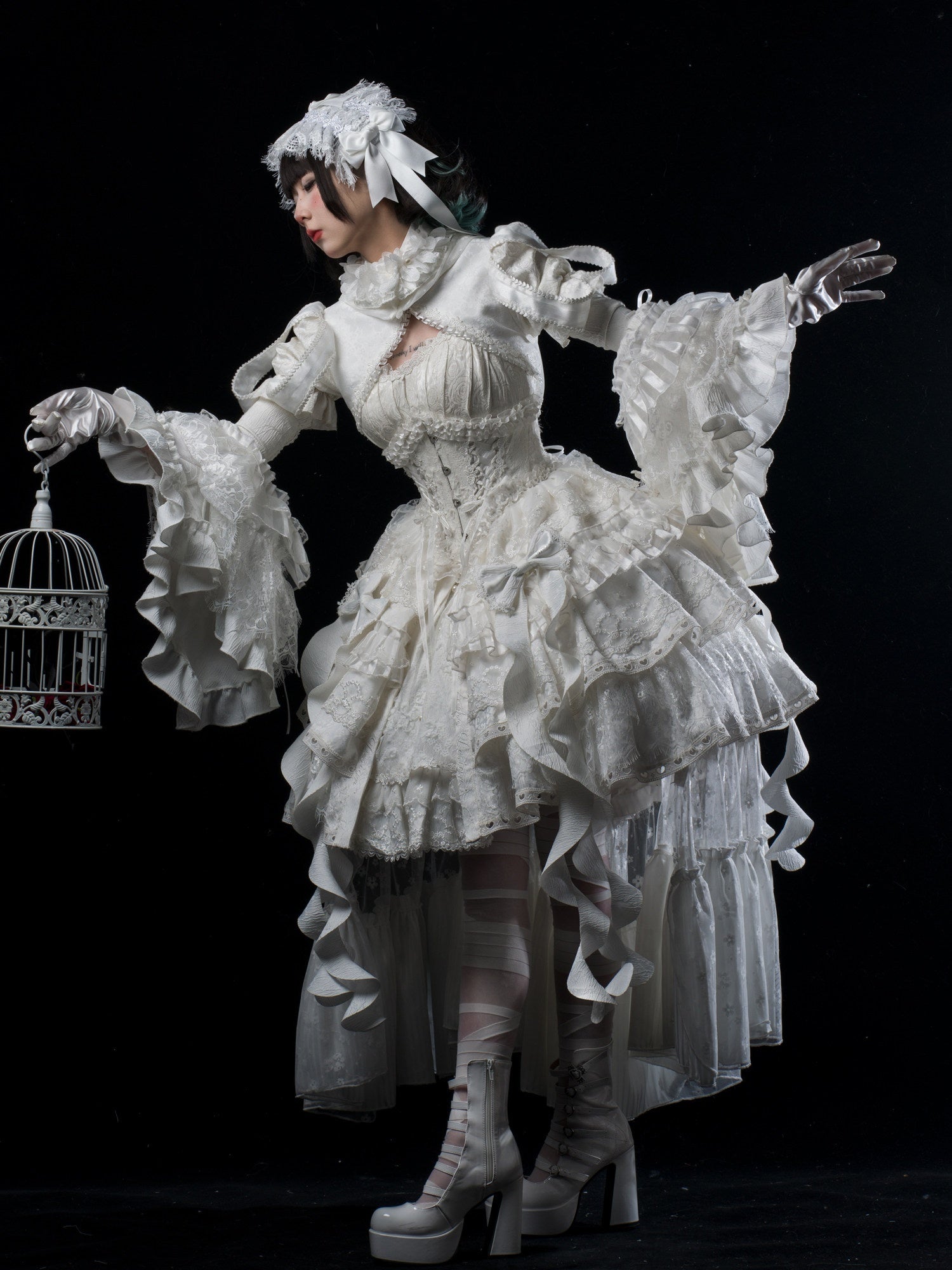 Caliburn Vintage Gothic Black & White Lolita JSK Full Set