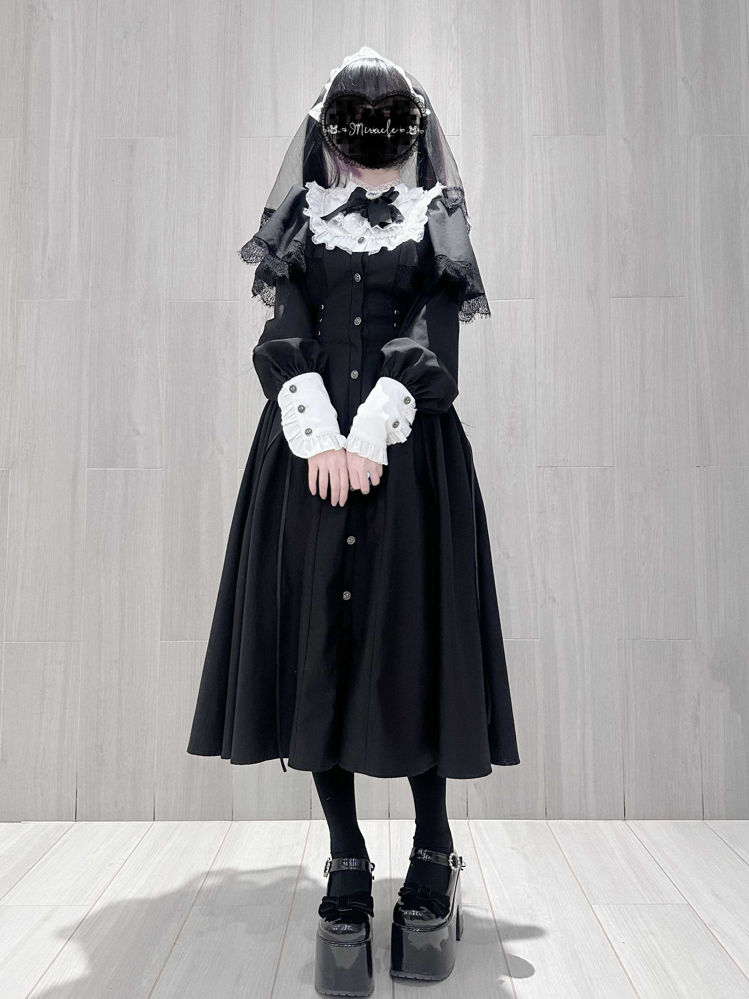 Silent Prayer Ryousangata Nun Dress