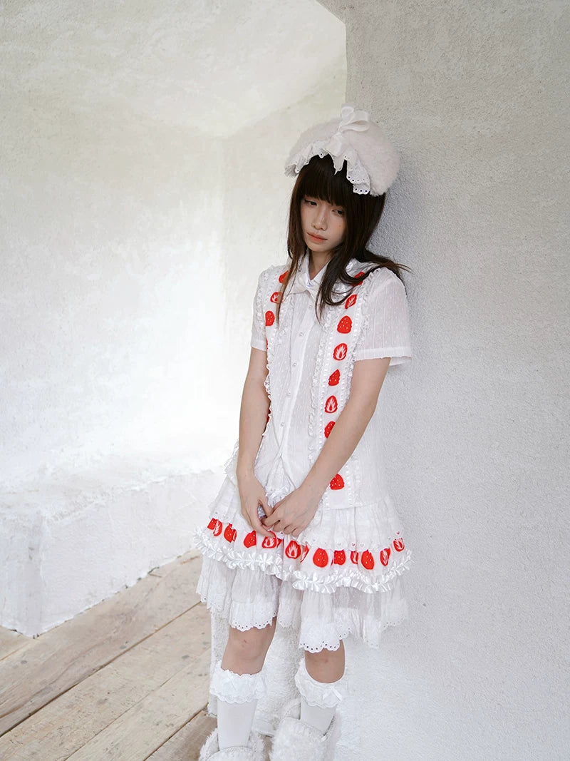 Strawberry Scent Cake Cross-section Print Lace Short Skirt