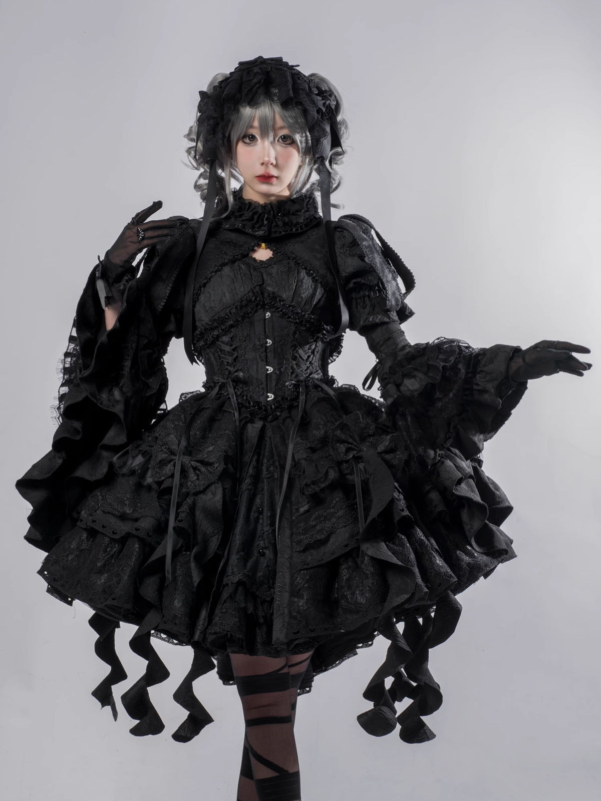 Caliburn Vintage Gothic Black & White Lolita JSK Full Set