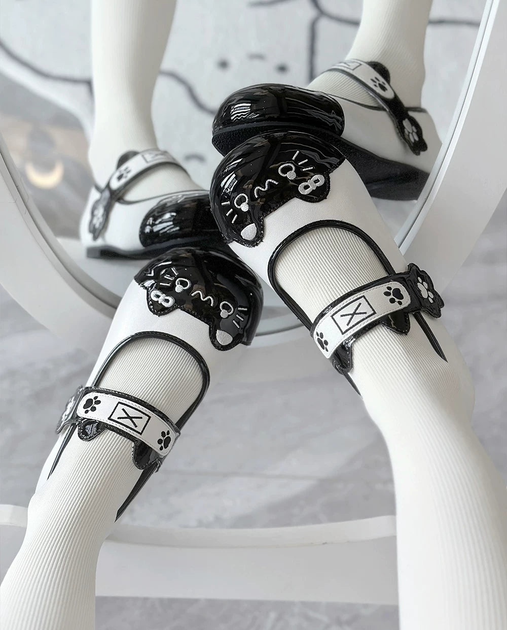Sweet Lolita Cat Face Mary Jane Shoes with Paw Print Strap