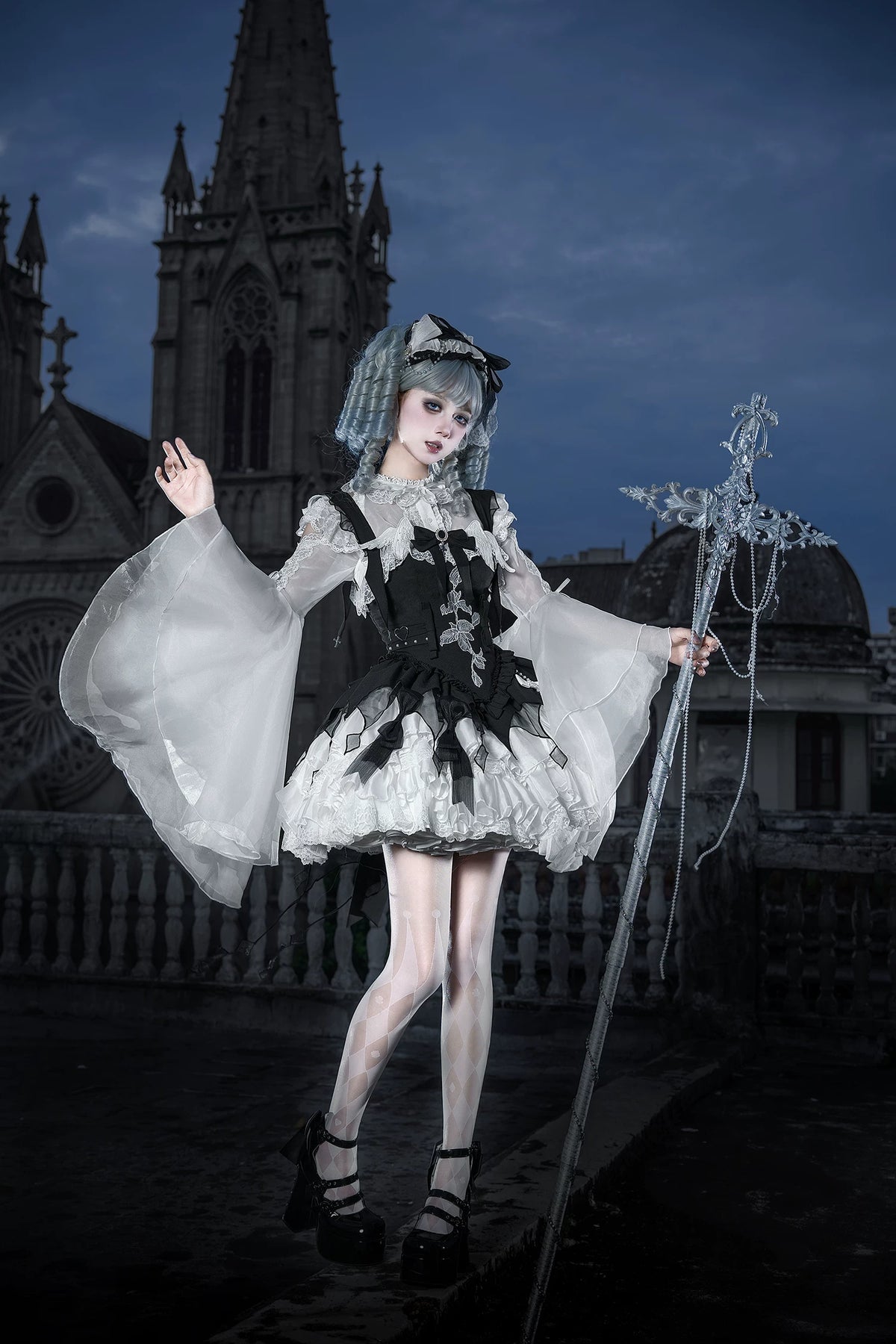 White Crow Original Elegant Gothic Lolita Black White OP Dress