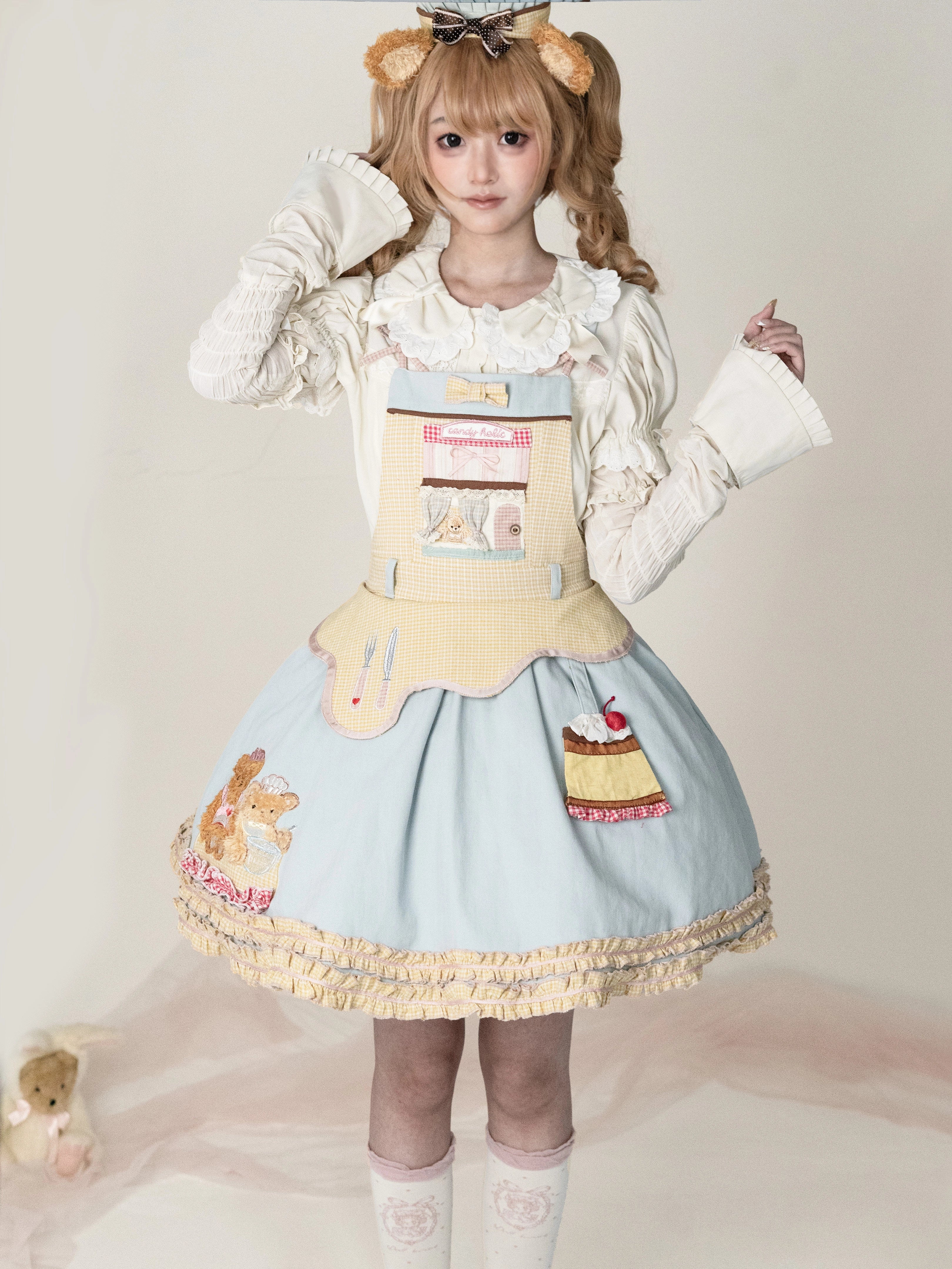 Teddy Bear Bakery Embroidered Cake Applique Sweet Lolita Suspender Skirt Set