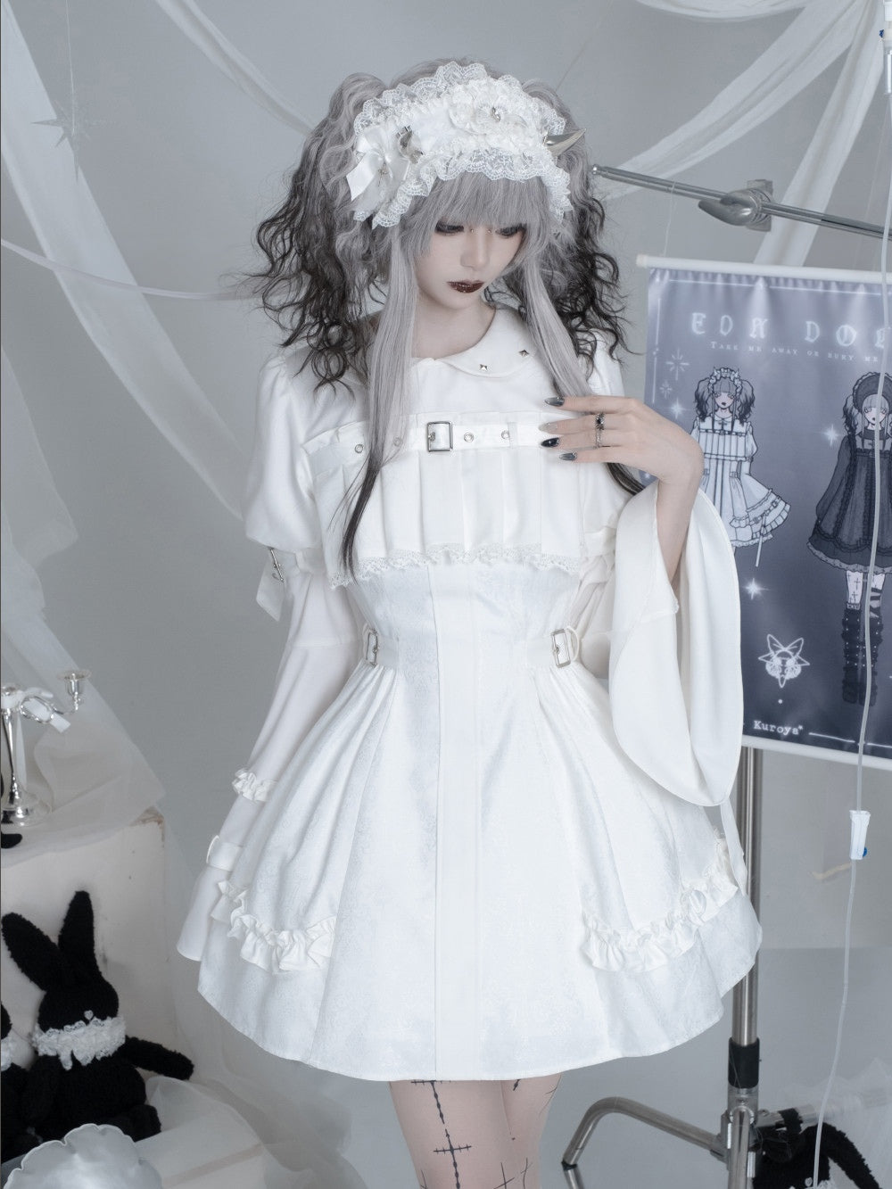 Tin Doll Black & White Gothic Lolita Lace Dress