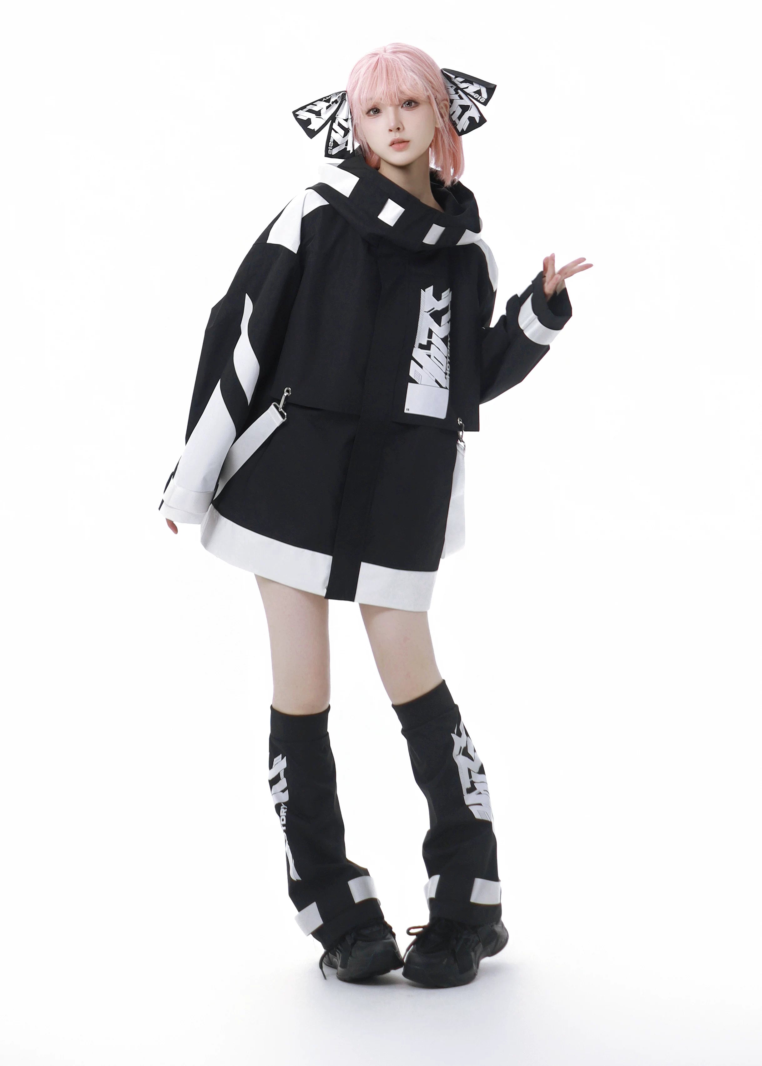 Stardust Code Techwear Short-Sleeve Jacket and Shorts Set