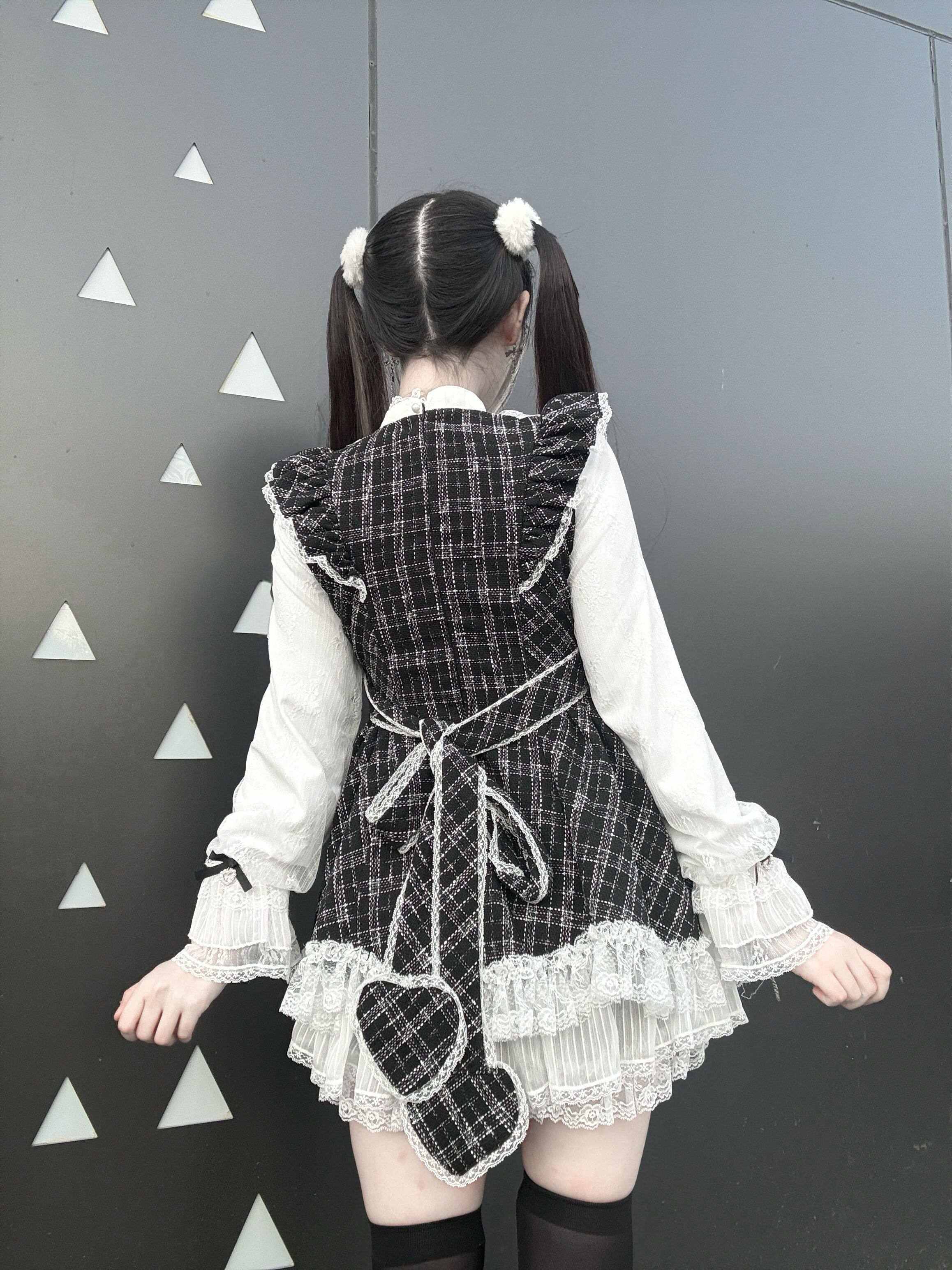 Moon Eclipse Doll	Ryousangata Lace Dress Set