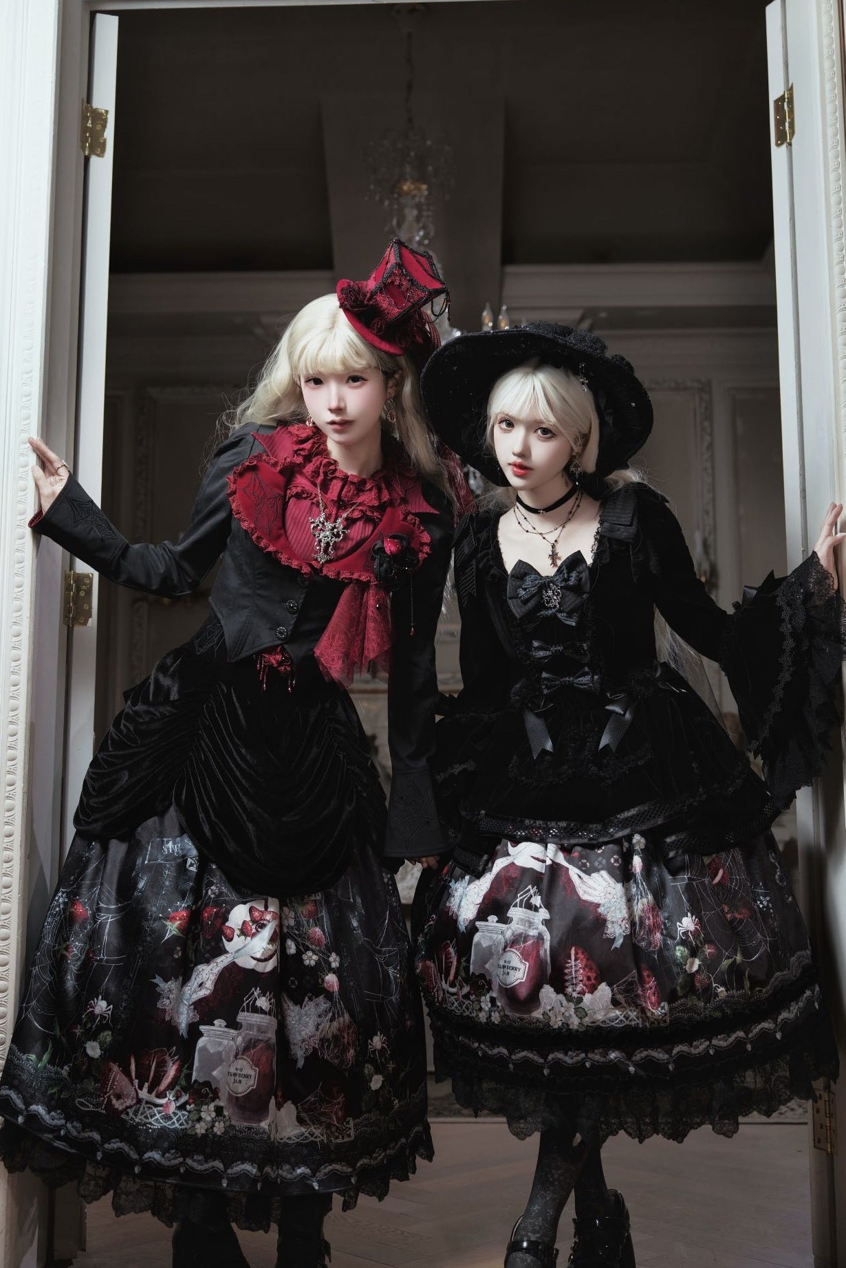 Hunting Strawberry Velvet Gothic Sweet Lolita Dress SK & Jacket Set