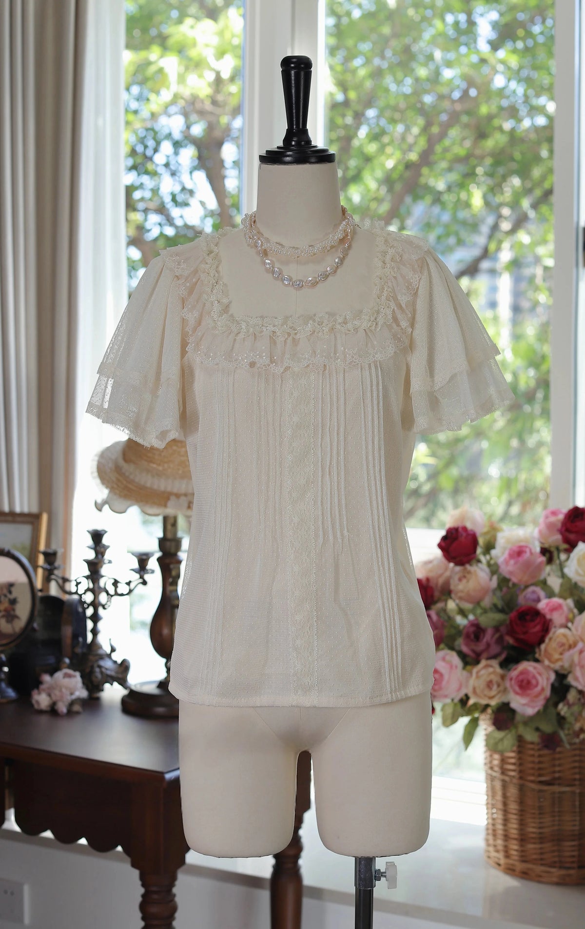 Jardin Garden Square Neck Flutter Sleeve Lolita Blouse