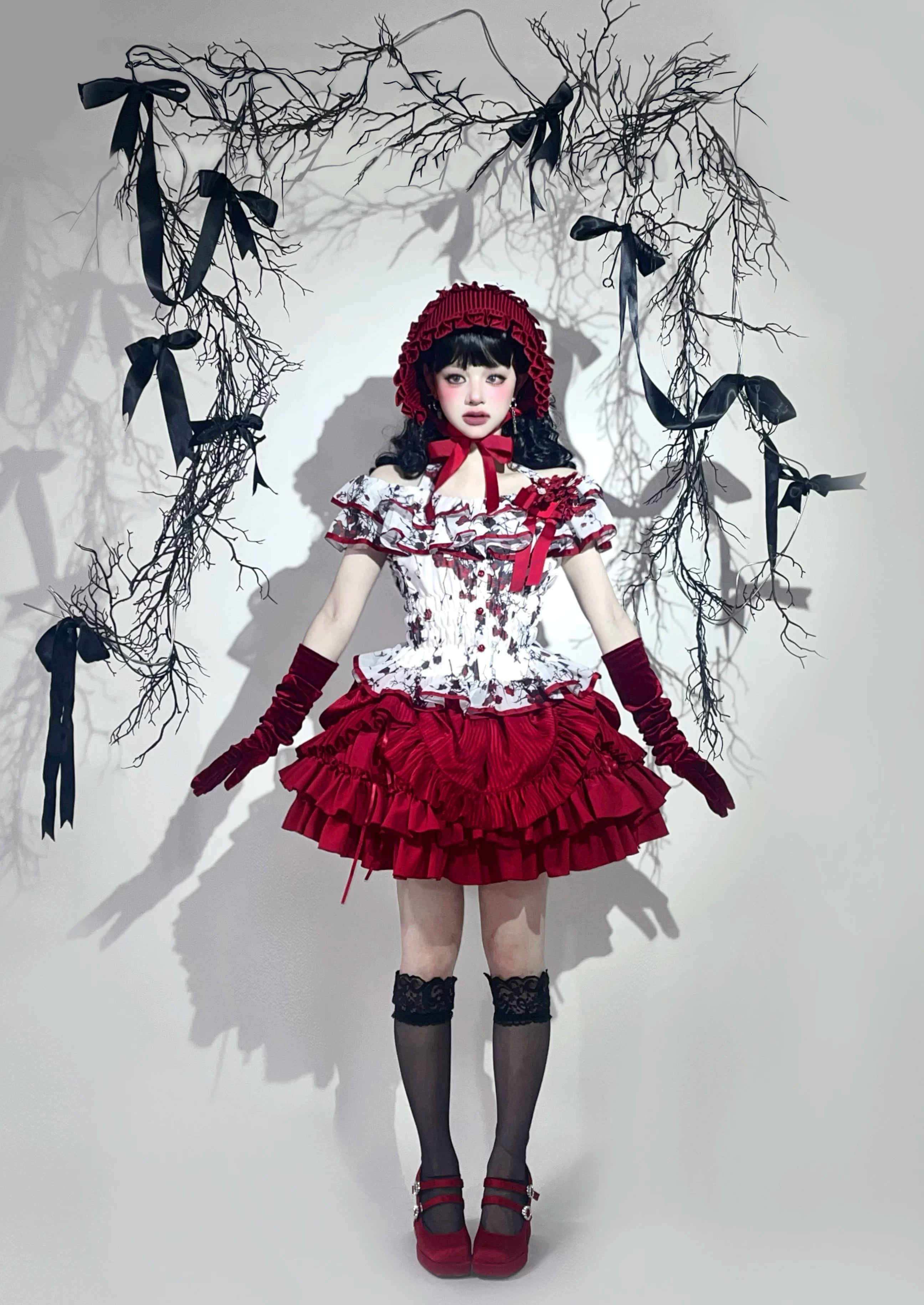 Thorned Rose Gothic Lolita Red Blouse & Skirt Set