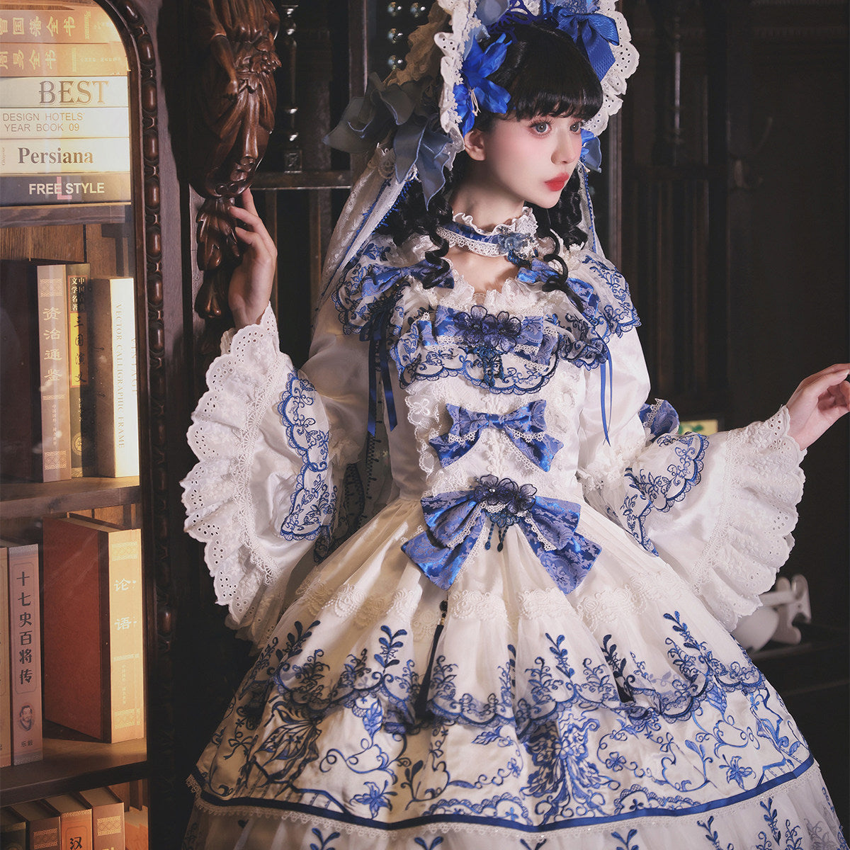 Butterfly Blue and White Porcelain Classic Lolita Accessories Set