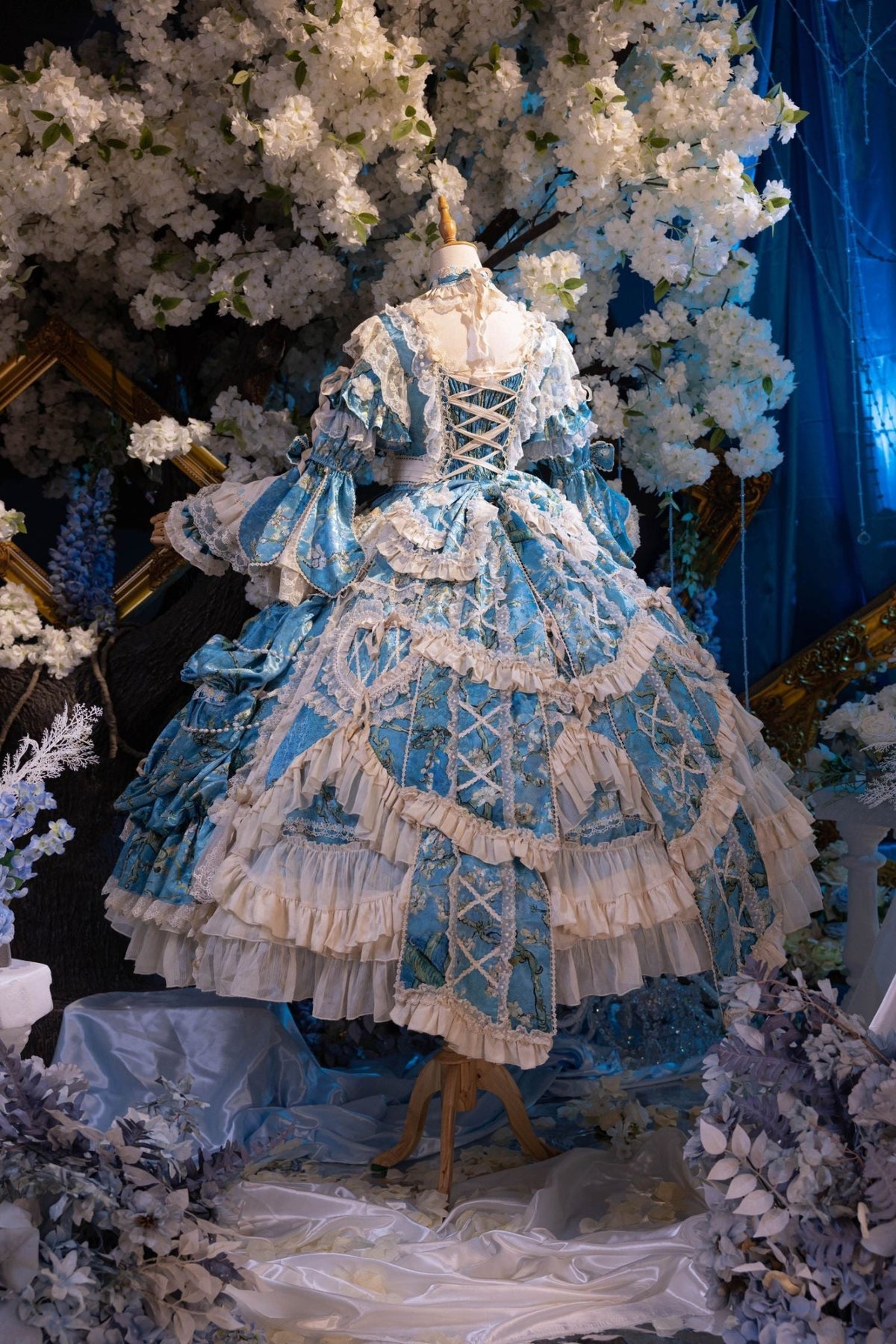 Apricot Tree Special Edition Sky Blue Heart Lace Classic Lolita Dress - LolitaEra