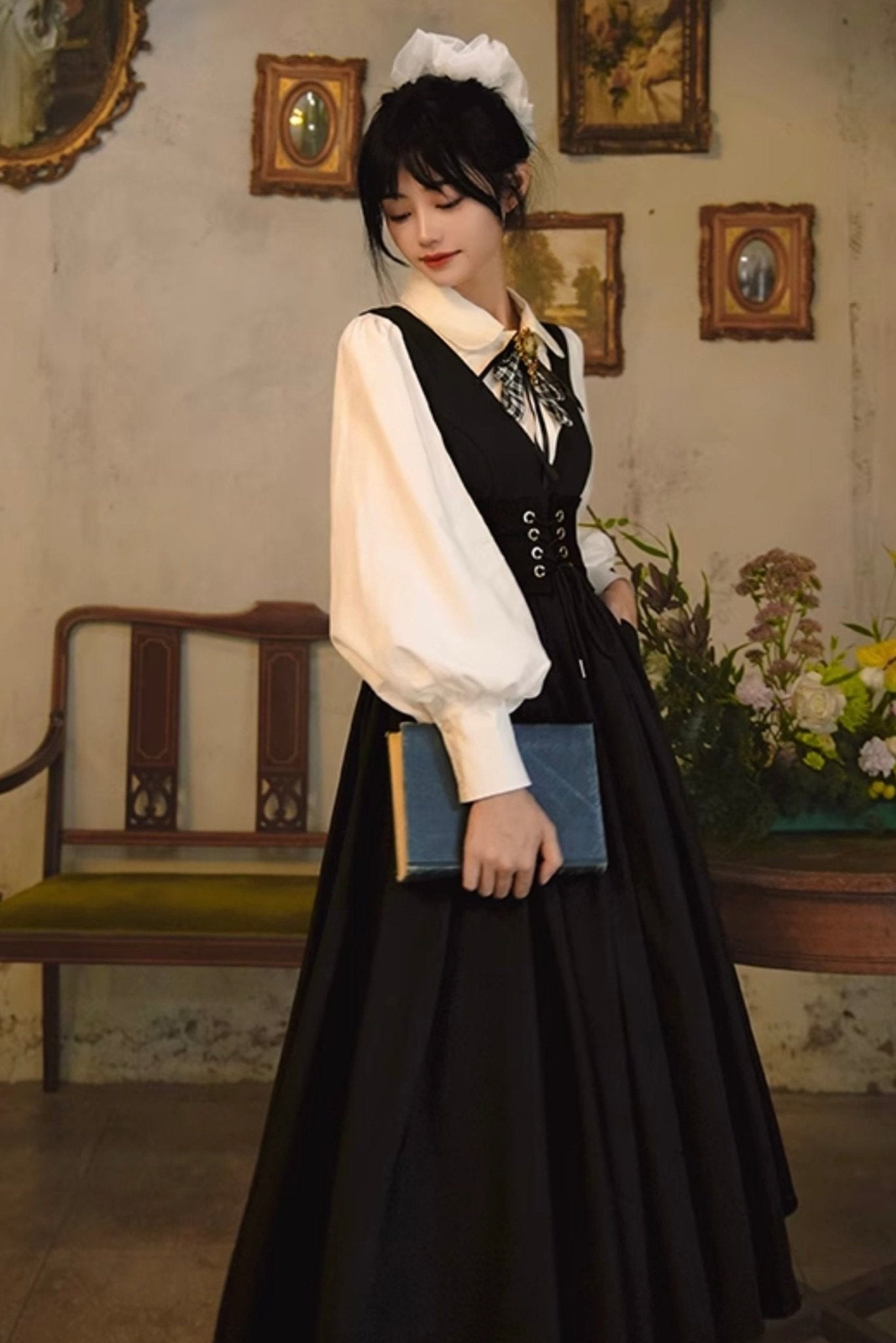 Black Swan French Vintage V - neck Dress 1267 - LolitaEraBlack SetSBlack Swan French Vintage V - neck Dress 1267