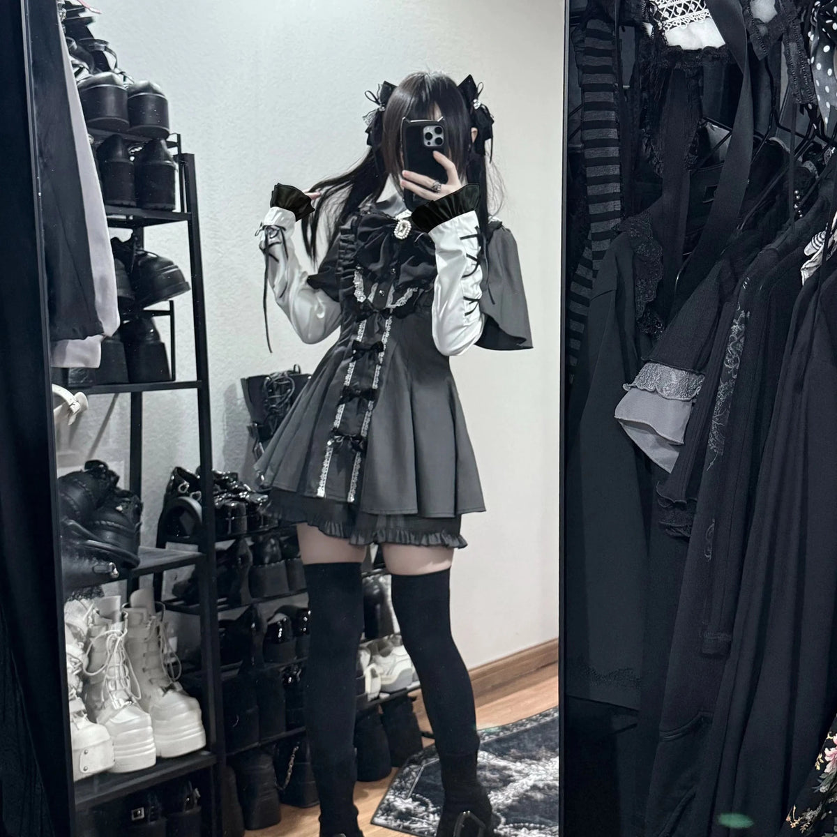 Black Veil Contract Dark Gray Black Velvet Lolita Skirt Outfit Set with Bow - LolitaEra