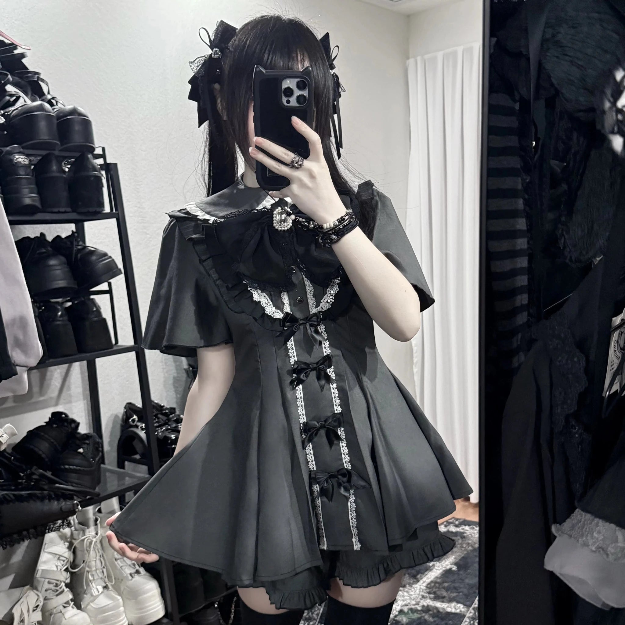 Black Veil Contract Dark Gray Black Velvet Lolita Skirt Outfit Set with Bow - LolitaEra