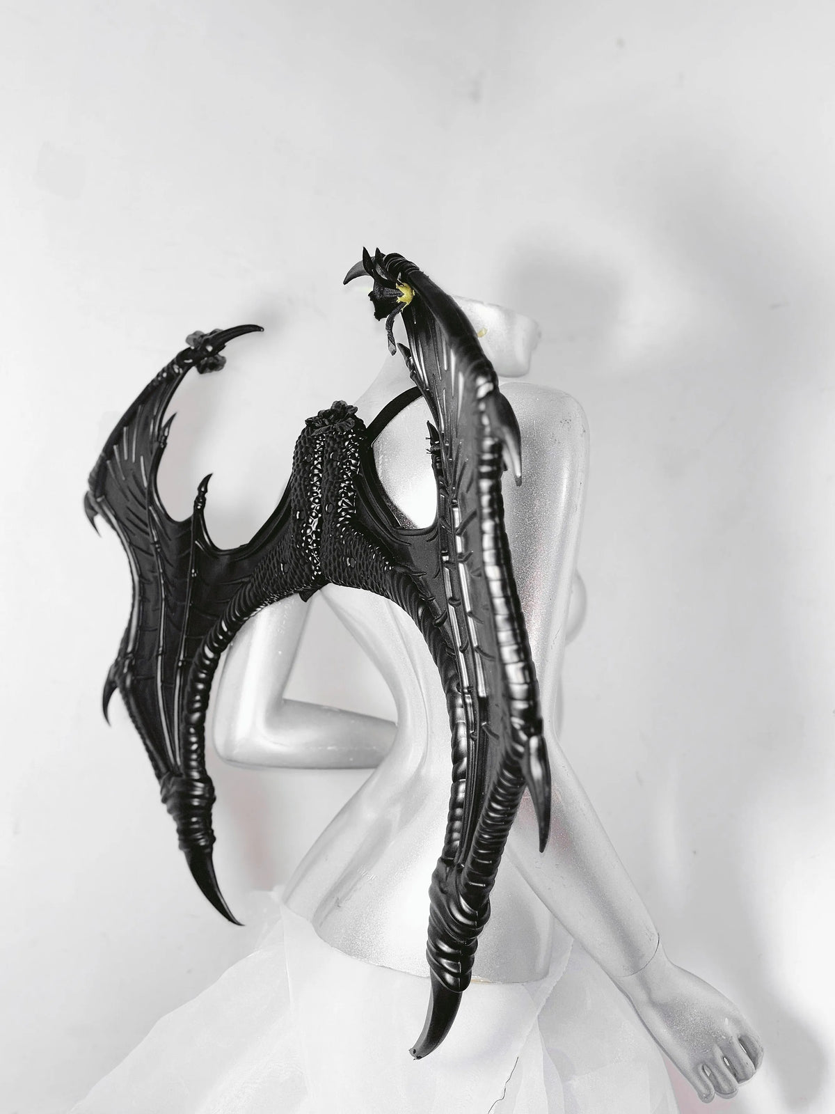 Genuine brace, wedding dress, flowered