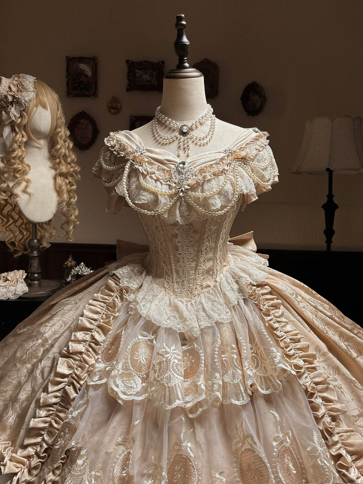 Bourbon Rose Ivory Fan Lace Embroidery Classic Lolita OP Dress - LolitaEra