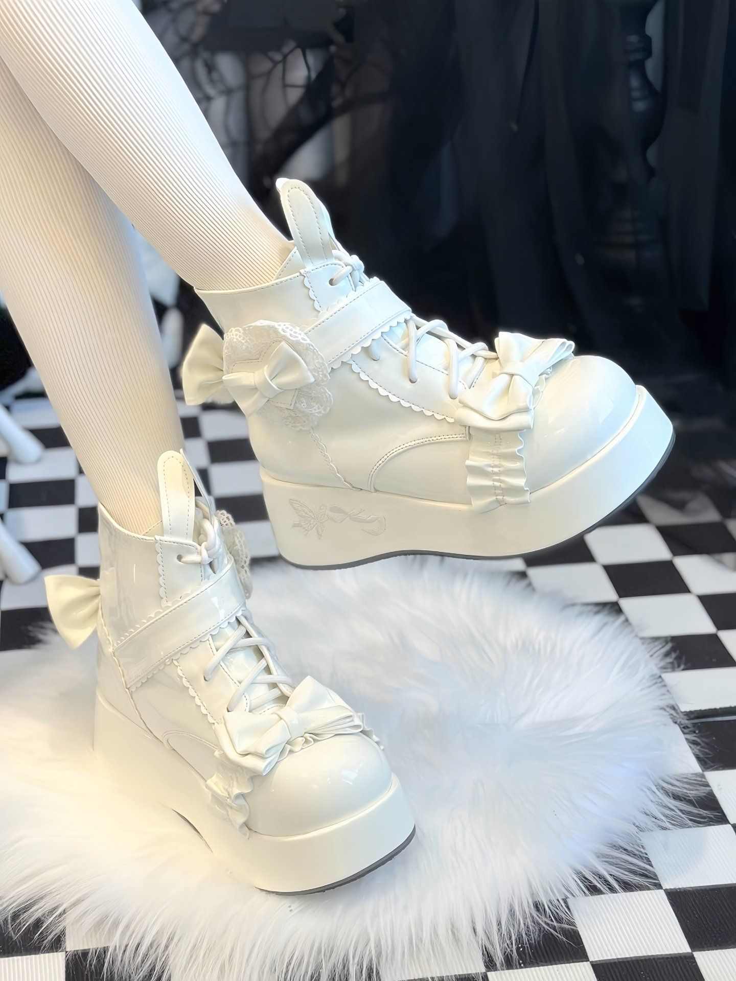 Bunny Tail · Lolita Snow Boots 1303 - LolitaEraBlack Set34Bunny Tail · Lolita Snow Boots 1303