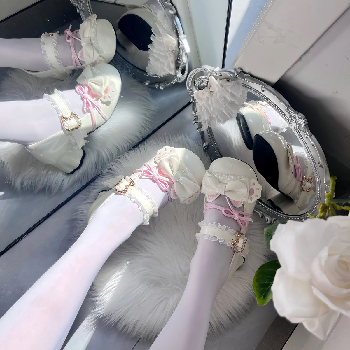 Ready stock [Sweetheart Meow Pie] Candy Kitten Original Cute Cat Claw Alien Medium Heel Lolita Shoes Round Toe Bags