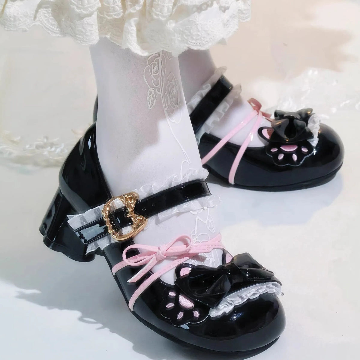 Ready stock [Sweetheart Meow Pie] Candy Kitten Original Cute Cat Claw Alien Medium Heel Lolita Shoes Round Toe Bags