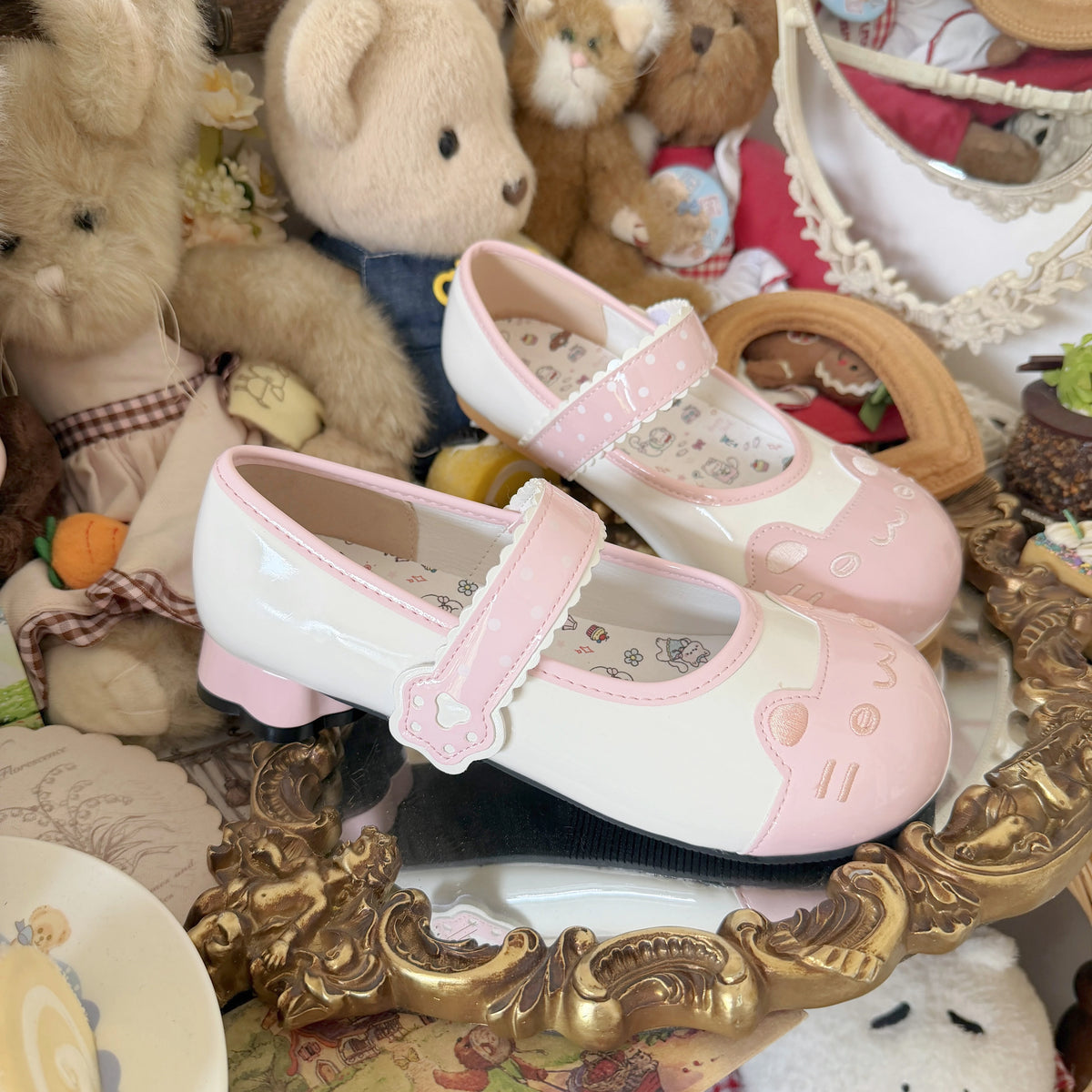 Kitten Biscuit Indoor Shoes 2026 New Summer Cute Flat Big-Toe Shoes Sweet Embroidery Japanese Lolita Shoes