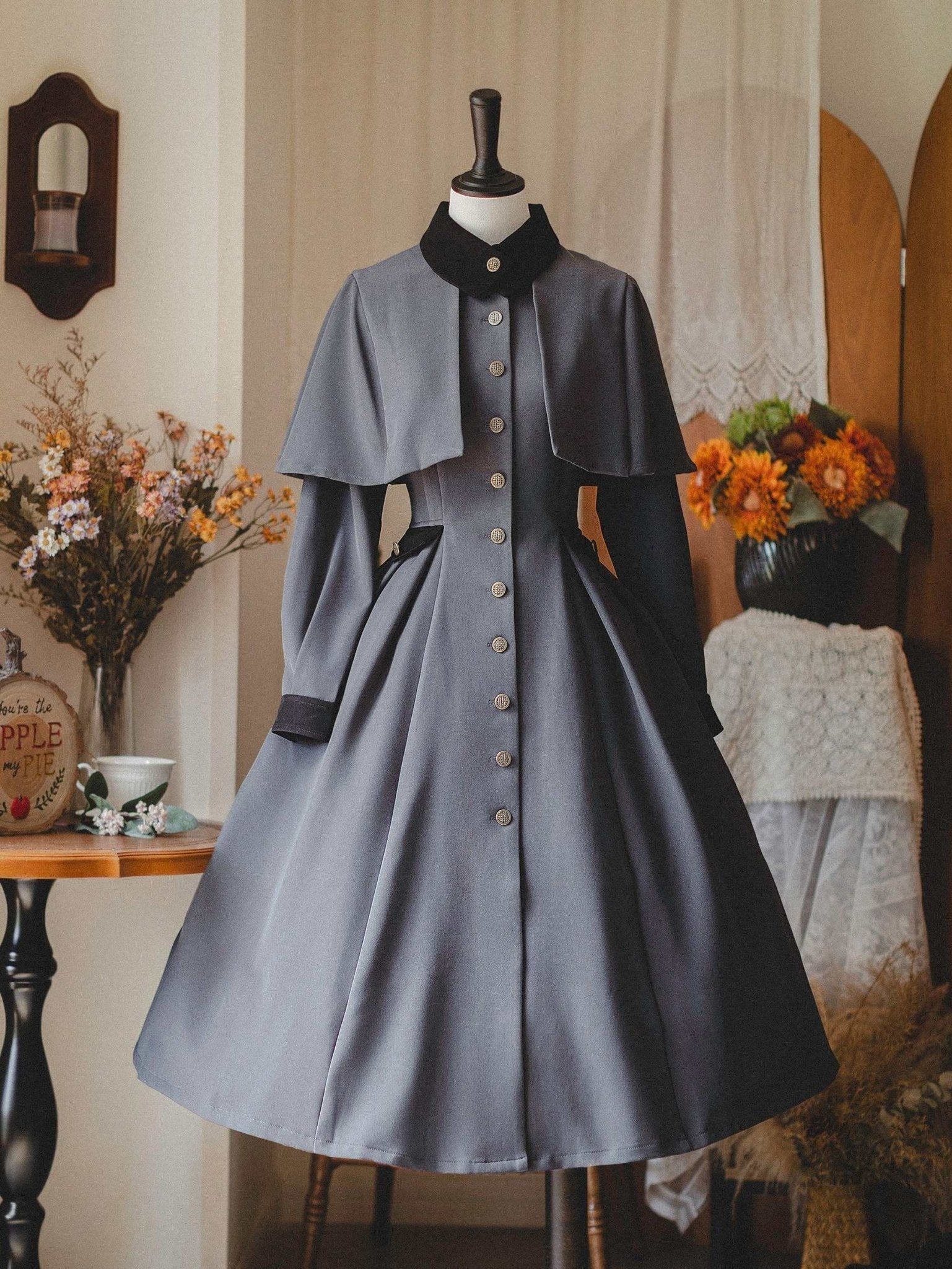 Cedar Forest Classic Vintage Lolita Set 1248 - LolitaEraBlackSCedar Forest Classic Vintage Lolita Set 1248
