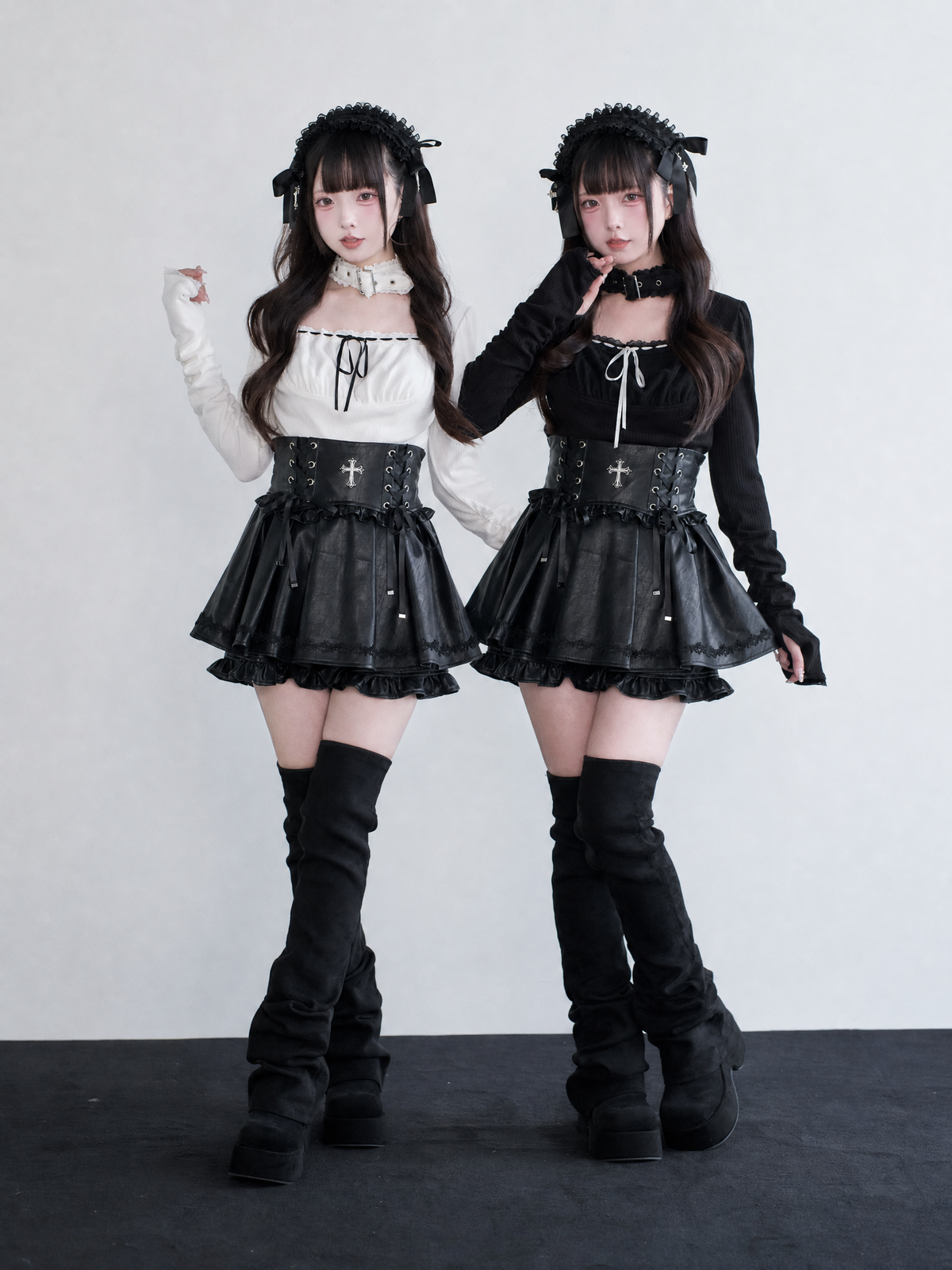 Choker Mass Produced Japanese Style Subculture Top & Skirt Set - LolitaEra