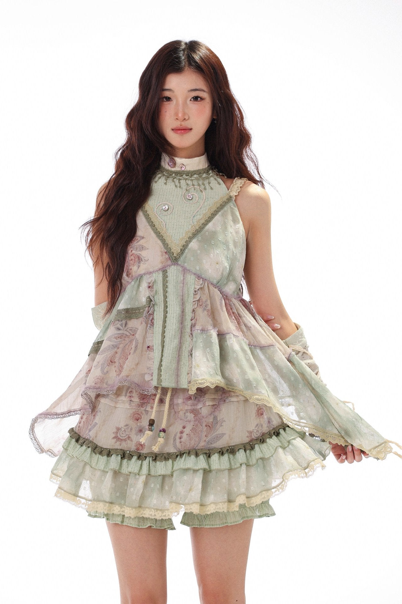Creeping Vines Sage Green Floral Gold Thread Halter Top Skirt Mori Set - LolitaEra