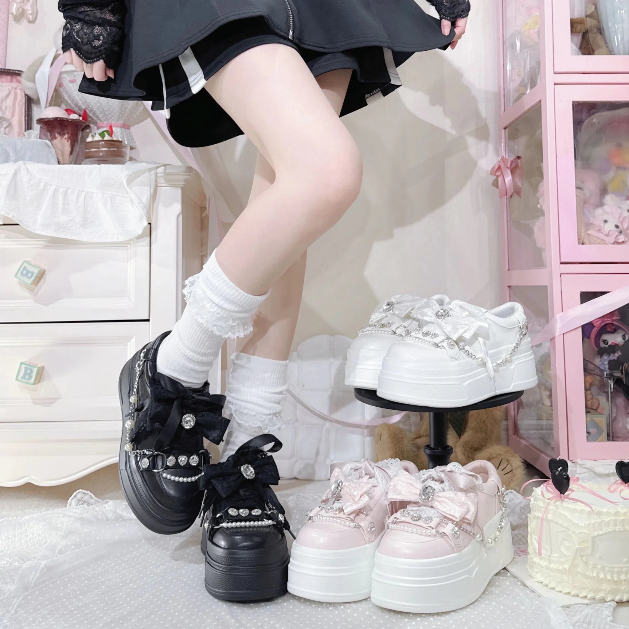 Crystal Bow Pearl Chain Lolita Platform Sneakers - LolitaEra