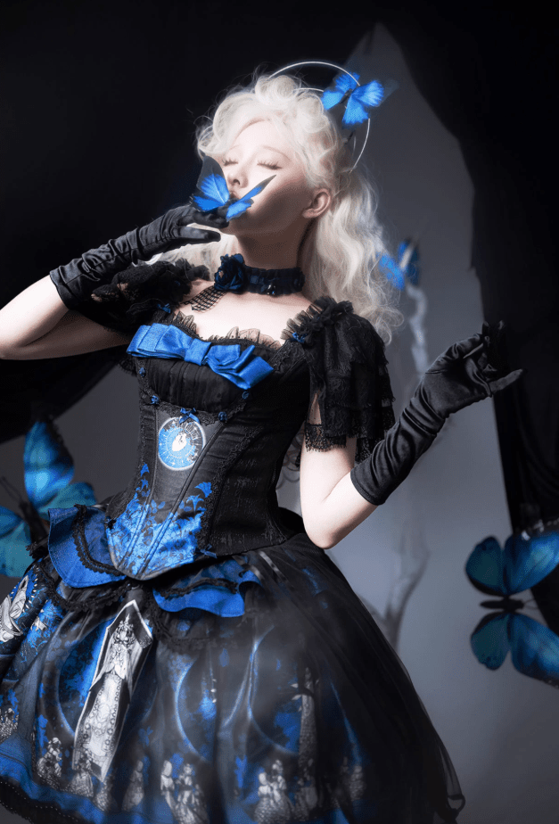 Dark Moon Corridor Gothic Lolita Set 1215 - LolitaEraFour - Piece Red SetSDark Moon Corridor Gothic Lolita Set 1215