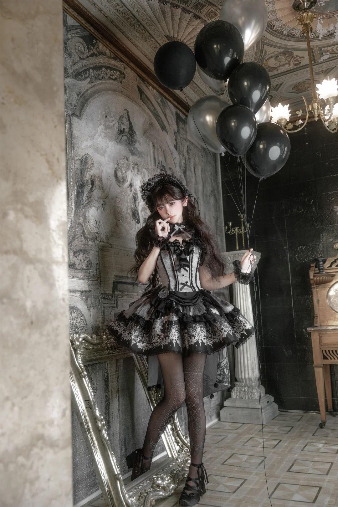 Deer Comes With Dreams Silver Black Lace Lolita JSK - LolitaEraBlack SetXSDeer Comes With Dreams Silver Black Lace Lolita JSK