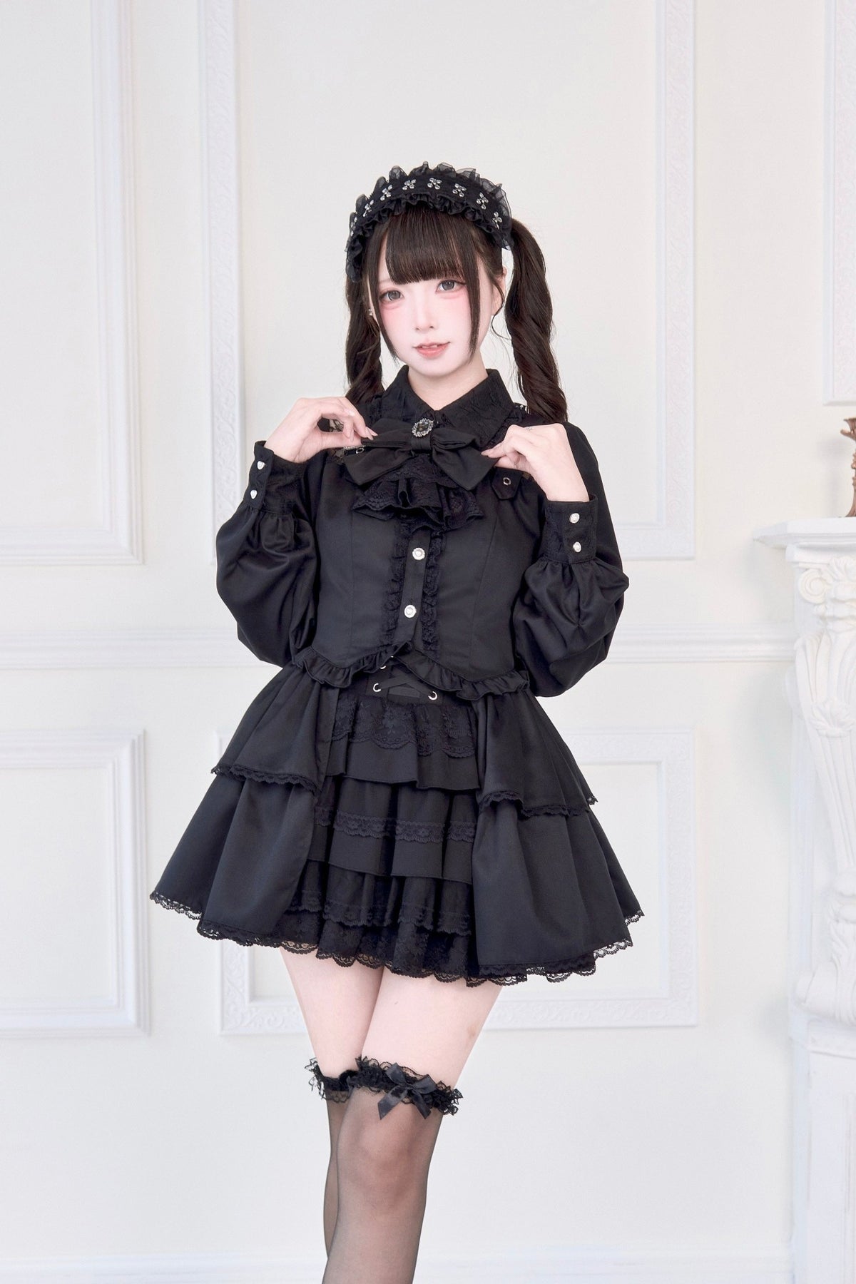 Doll Mass Produced Japanese Style Light Gothic Blouse - LolitaEra